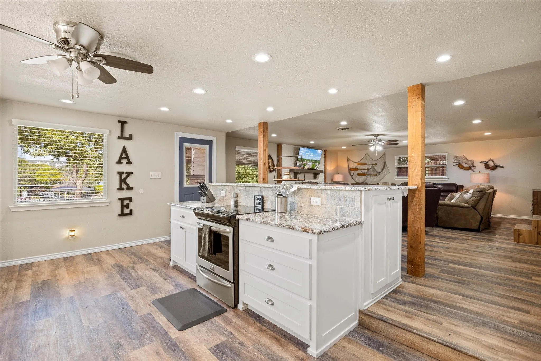 Single Family Residence For Sale in Palo Pinto County , 1516 N Lakeview Drive, Palo Pinto, Texas 76484, 6 Bedroom, 3 Bathroom, 2 Garage spaces, 5,908 Sqft, built in 0, mls#21368920, Real Estate Agent in Palo Pinto, Homes For Sale in Palo Pinto county, Homes For Sale in Palo Pinto, Realtor in Palo Pinto Texas, Real Estate Brokerage Independent Realty Texas, Luminita Cordes Realtor