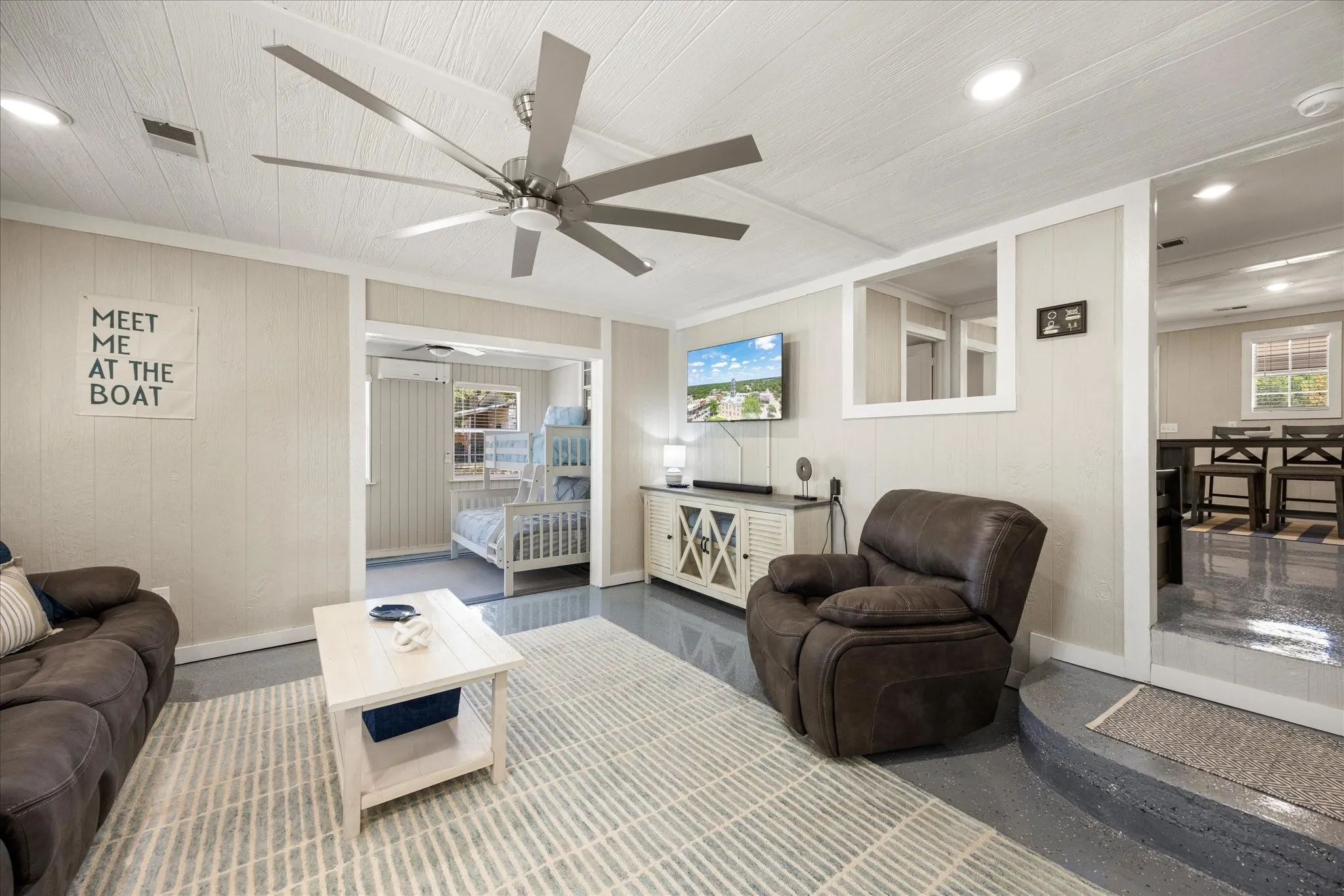 Single Family Residence For Sale in Palo Pinto County , 1516 N Lakeview Drive, Palo Pinto, Texas 76484, 6 Bedroom, 3 Bathroom, 2 Garage spaces, 5,908 Sqft, built in 0, mls#21368920, Real Estate Agent in Palo Pinto, Homes For Sale in Palo Pinto county, Homes For Sale in Palo Pinto, Realtor in Palo Pinto Texas, Real Estate Brokerage Independent Realty Texas, Luminita Cordes Realtor