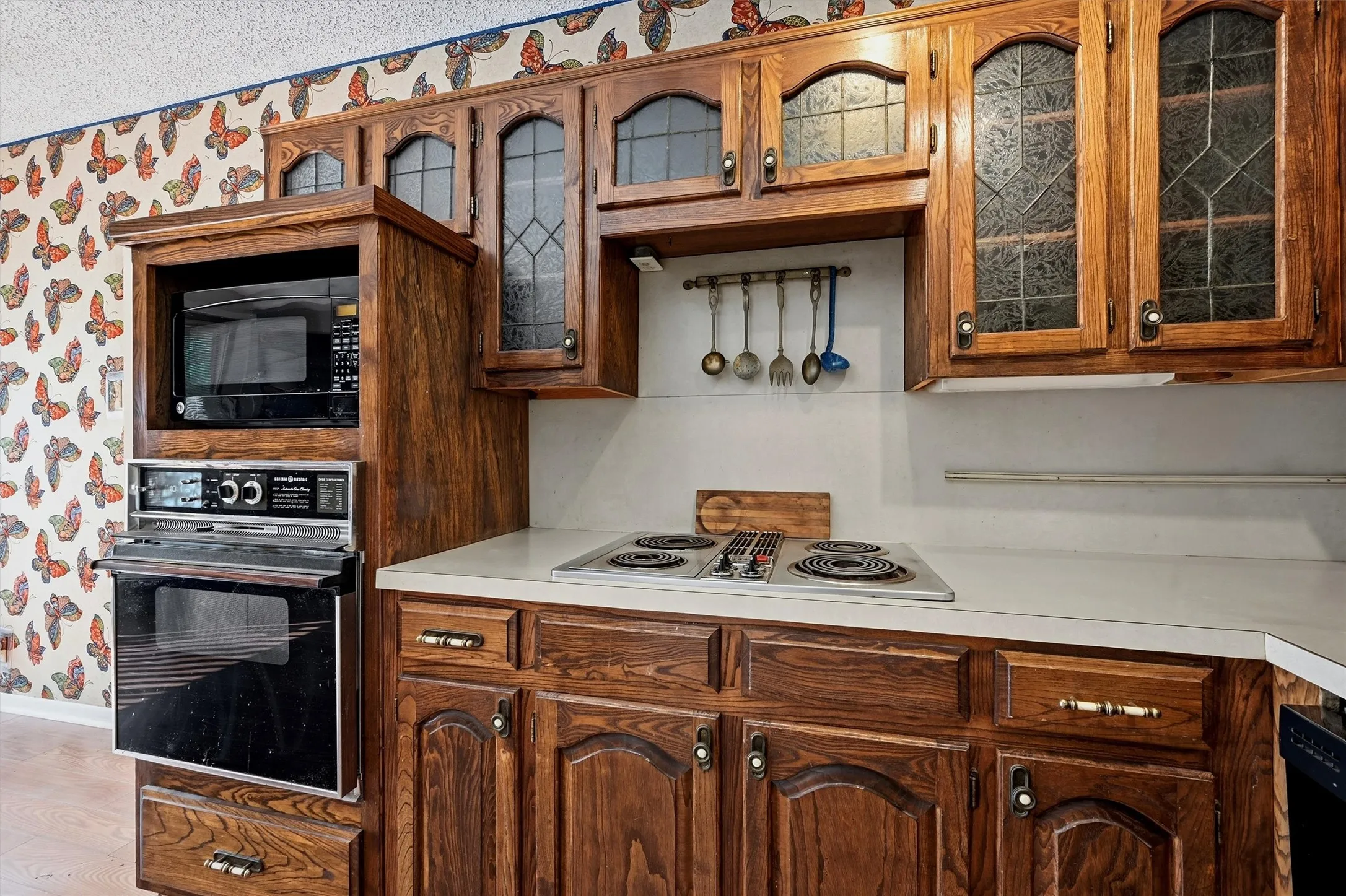 Single Family Residence For Sale in Grayson County , 1214 Glasgow Drive, Sherman, Texas 75092, 3 Bedroom, 2 Bathroom, 2 Garage spaces, 1,833 Sqft, built in 1968, mls#21367377, Real Estate Agent in Sherman, Homes For Sale in Grayson county, Homes For Sale in Sherman, Realtor in Sherman Texas, Real Estate Brokerage Independent Realty Texas, Luminita Cordes Realtor