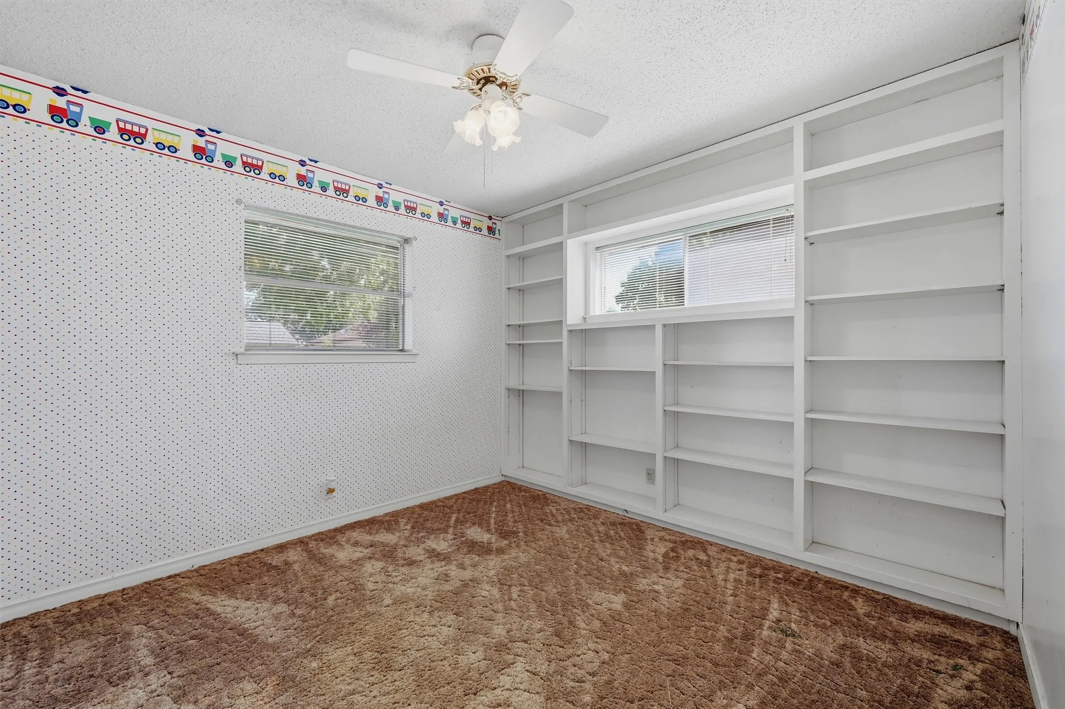 Single Family Residence For Sale in Grayson County , 1214 Glasgow Drive, Sherman, Texas 75092, 3 Bedroom, 2 Bathroom, 2 Garage spaces, 1,833 Sqft, built in 1968, mls#21367377, Real Estate Agent in Sherman, Homes For Sale in Grayson county, Homes For Sale in Sherman, Realtor in Sherman Texas, Real Estate Brokerage Independent Realty Texas, Luminita Cordes Realtor