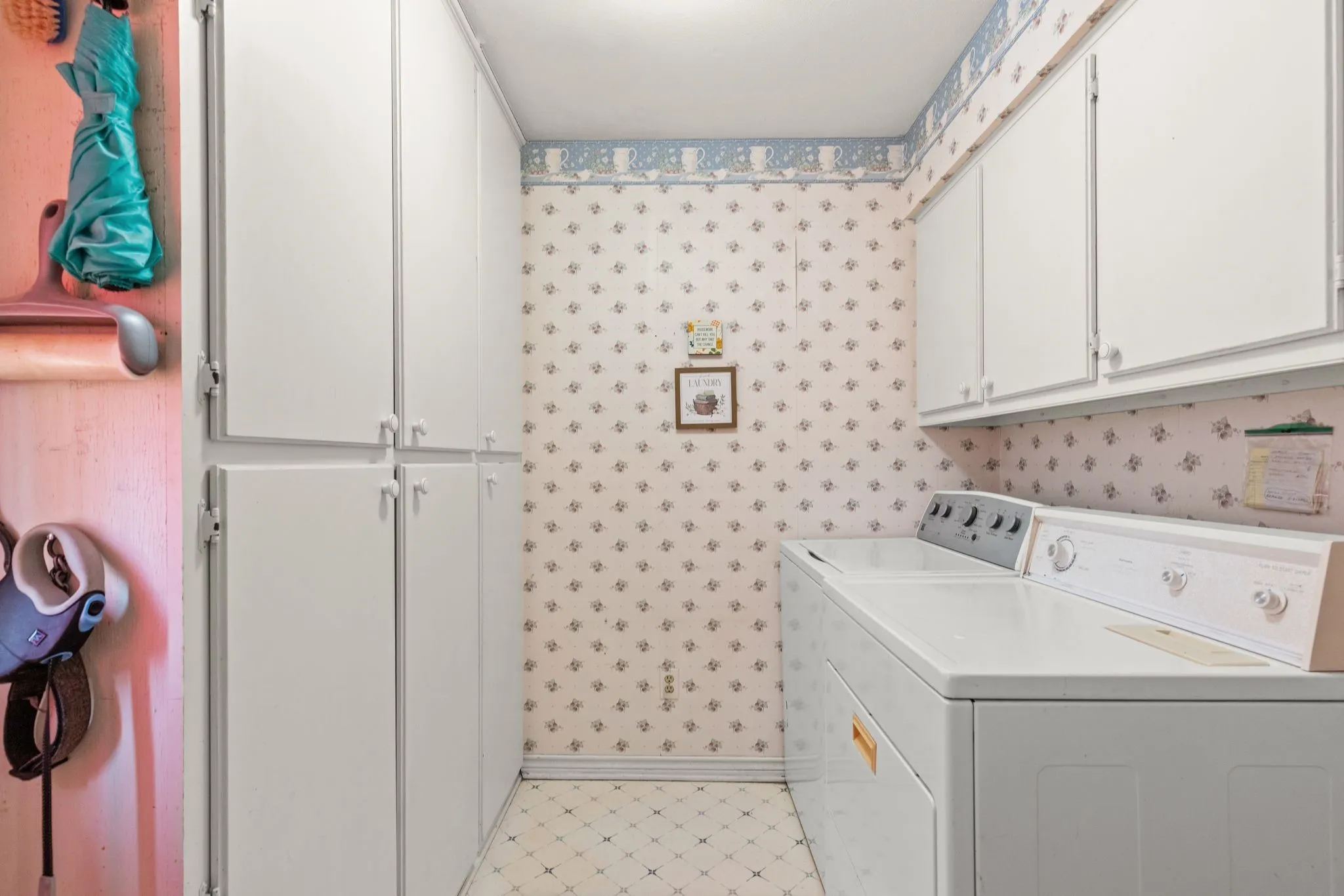 Single Family Residence For Sale in Hunt County , 2803 Charity Road, Commerce, Texas 75428, 4 Bedroom, 2 Bathroom, Garage spaces, 1,767 Sqft, built in 1990, mls#21368951, Real Estate Agent in Commerce, Homes For Sale in Hunt county, Homes For Sale in Commerce, Realtor in Commerce Texas, Real Estate Brokerage Independent Realty Texas, Luminita Cordes Realtor