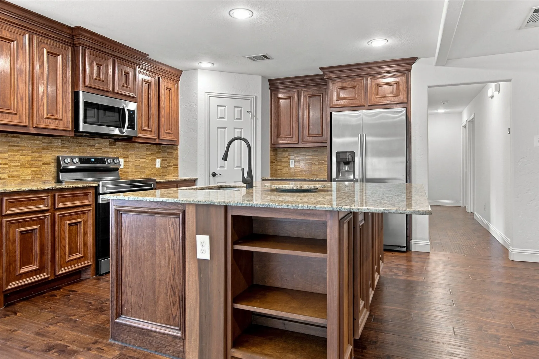 Full size cabinets