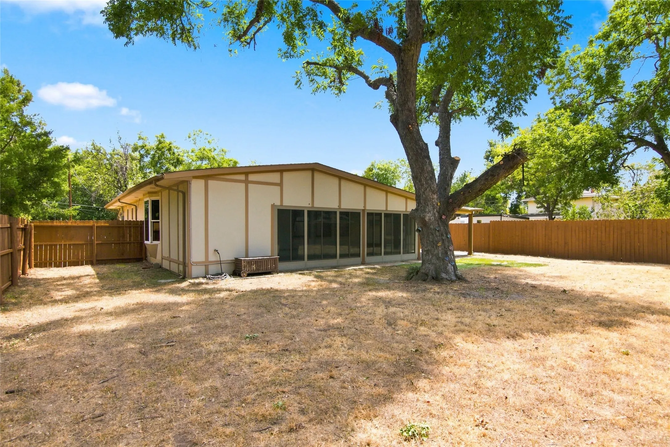 Great side yard