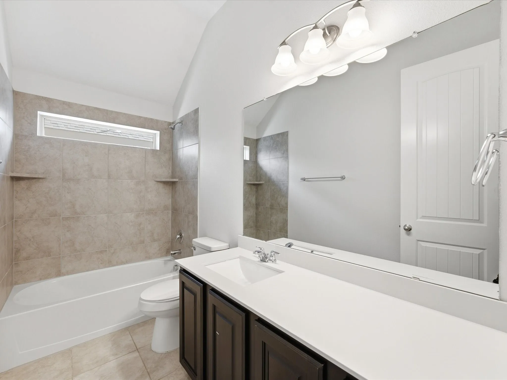Single Family Residence For Sale in Collin County , 2810 Willow Lane, Melissa, Texas 75454, 4 Bedroom, 3 Bathroom, 2 Garage spaces, 2,189 Sqft, built in 2020, mls#21368953, Real Estate Agent in Melissa, Homes For Sale in Collin county, Homes For Sale in Melissa, Realtor in Melissa Texas, Real Estate Brokerage Independent Realty Texas, Luminita Cordes Realtor