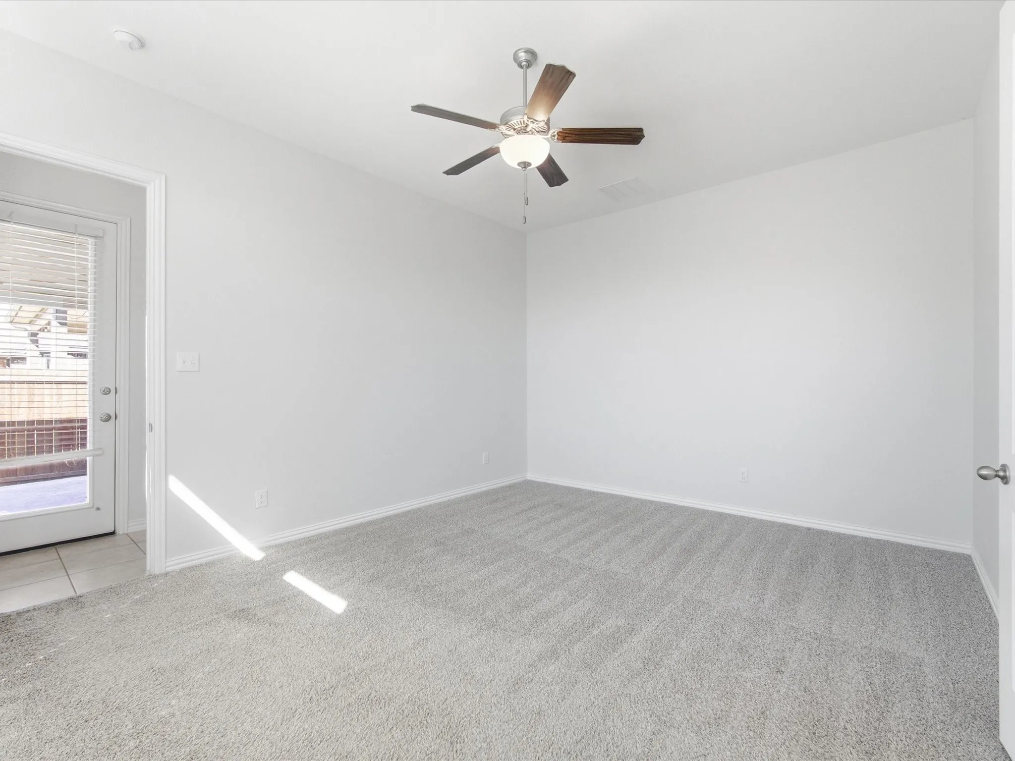 Single Family Residence For Sale in Collin County , 2810 Willow Lane, Melissa, Texas 75454, 4 Bedroom, 3 Bathroom, 2 Garage spaces, 2,189 Sqft, built in 2020, mls#21368953, Real Estate Agent in Melissa, Homes For Sale in Collin county, Homes For Sale in Melissa, Realtor in Melissa Texas, Real Estate Brokerage Independent Realty Texas, Luminita Cordes Realtor