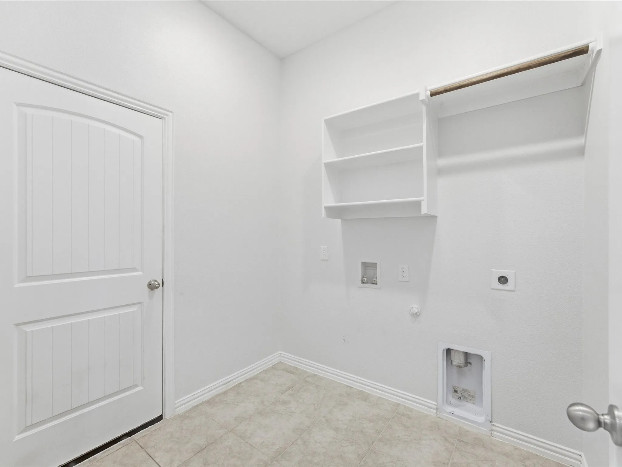 Single Family Residence For Sale in Collin County , 2810 Willow Lane, Melissa, Texas 75454, 4 Bedroom, 3 Bathroom, 2 Garage spaces, 2,189 Sqft, built in 2020, mls#21368953, Real Estate Agent in Melissa, Homes For Sale in Collin county, Homes For Sale in Melissa, Realtor in Melissa Texas, Real Estate Brokerage Independent Realty Texas, Luminita Cordes Realtor