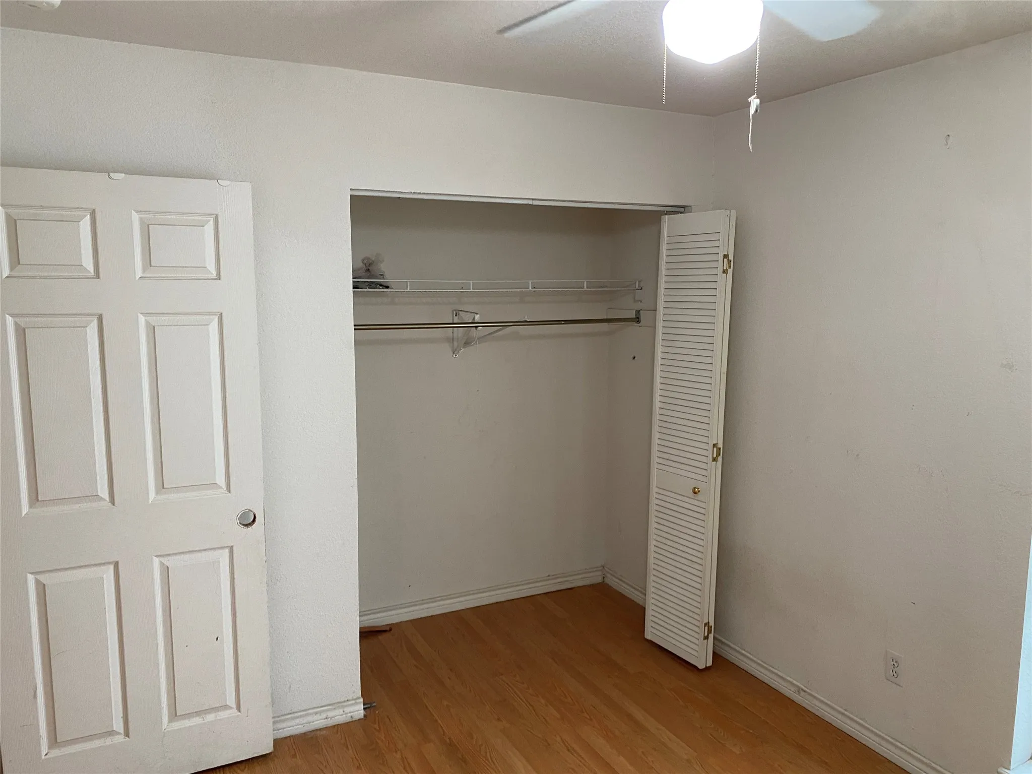 Single Family Residence For Sale in Dallas County , 406 S Jefferson Street S, Irving, Texas 75060, 3 Bedroom, 2 Bathroom, 2 Garage spaces, 1,562 Sqft, built in 1986, mls#21368617, Real Estate Agent in Irving, Homes For Sale in Dallas county, Homes For Sale in Irving, Realtor in Irving Texas, Real Estate Brokerage Independent Realty Texas, Luminita Cordes Realtor