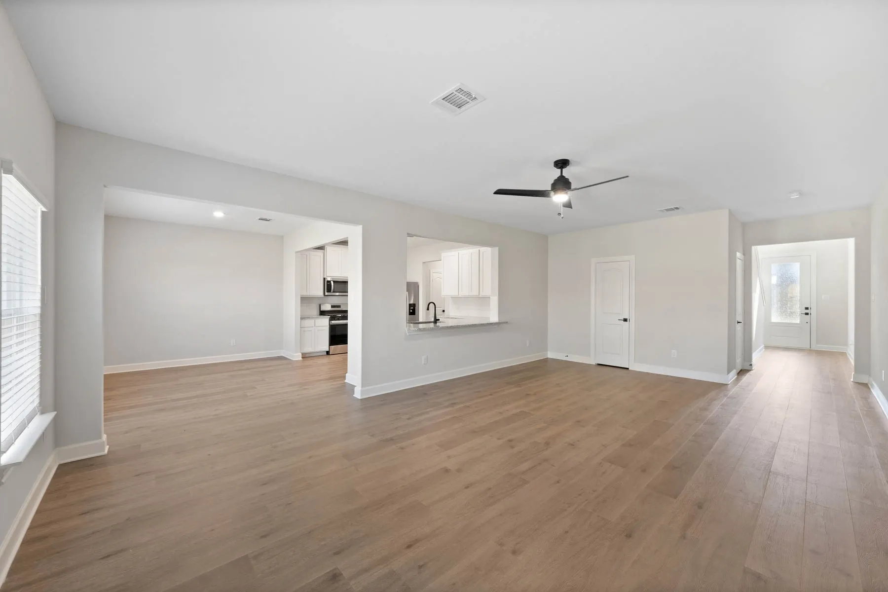 Single Family Residence For Rent in Collin County , 1219 Dye Boulevard, Princeton, Texas 75407, 3 Bedroom, 3 Bathroom, 2 Garage spaces, 2,232 Sqft, built in 2026, mls#21369017, Real Estate Agent in Princeton, Homes For Rent in Collin county, Homes For Rent in Princeton, Realtor in Princeton Texas, Real Estate Brokerage Independent Realty Texas, Luminita Cordes Realtor