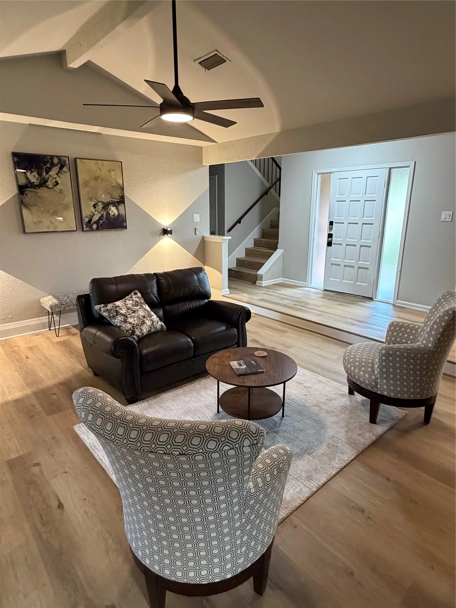 Single Family Residence For Rent in Dallas County , 1904 Clover Trail, Richardson, Texas 75081, 4 Bedroom, 2 Bathroom, Garage spaces, 3,101 Sqft, built in 1974, mls#21369026, Real Estate Agent in Richardson, Homes For Rent in Dallas county, Homes For Rent in Richardson, Realtor in Richardson Texas, Real Estate Brokerage Independent Realty Texas, Luminita Cordes Realtor