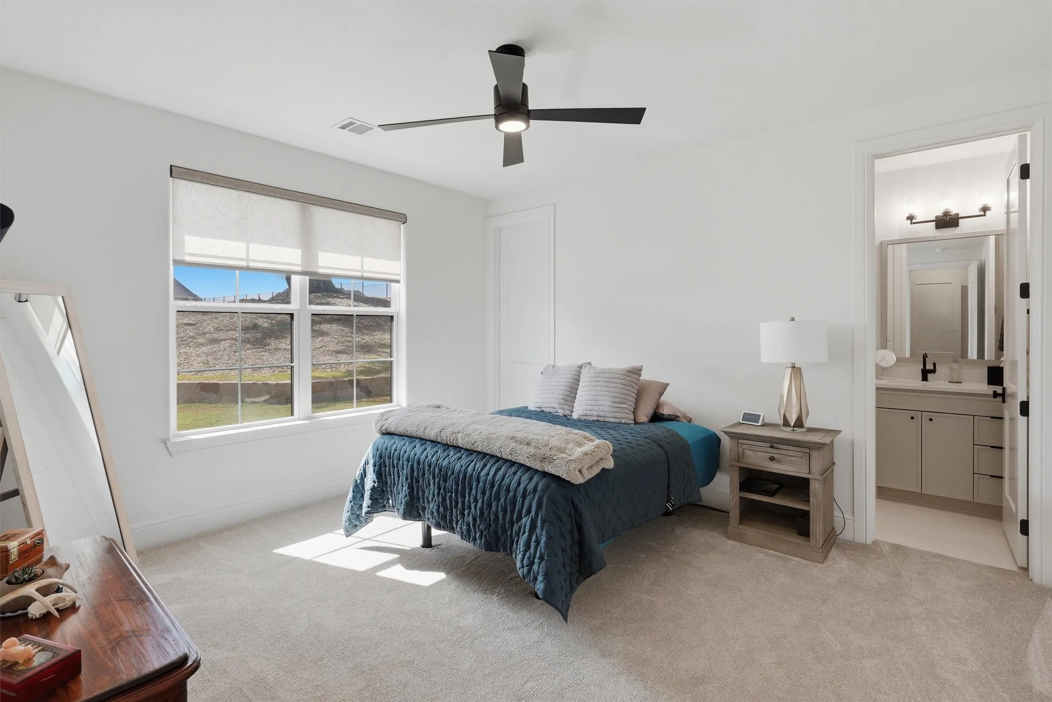 Single Family Residence For Sale in Hood County , 3022 Southern Rise Court, Granbury, Texas 76049, 4 Bedroom, 4 Bathroom, 3 Garage spaces, 4,169 Sqft, built in 2024, mls#21368927, Real Estate Agent in Granbury, Homes For Sale in Hood county, Homes For Sale in Granbury, Realtor in Granbury Texas, Real Estate Brokerage Independent Realty Texas, Luminita Cordes Realtor