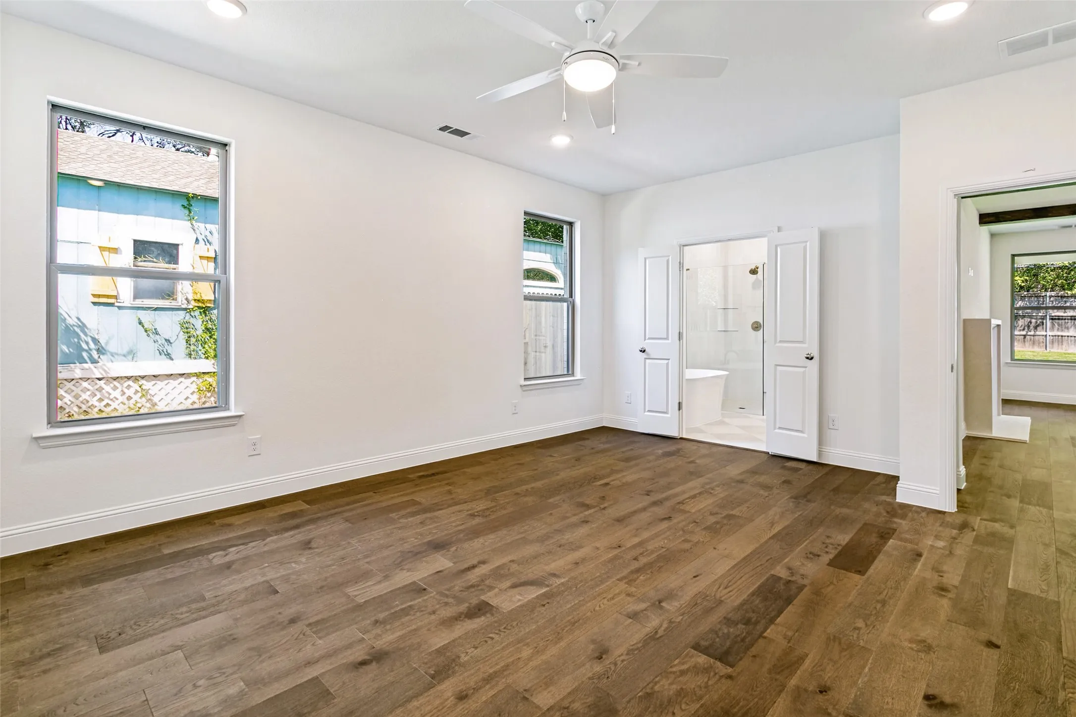 Single Family Residence For Sale in Tarrant County , 1609 Belle Place, Fort Worth, Texas 76107, 4 Bedroom, 4 Bathroom, 2 Garage spaces, 2,851 Sqft, built in 2026, mls#21368912, Real Estate Agent in Fort Worth, Homes For Sale in Tarrant county, Homes For Sale in Fort Worth, Realtor in Fort Worth Texas, Real Estate Brokerage Independent Realty Texas, Luminita Cordes Realtor