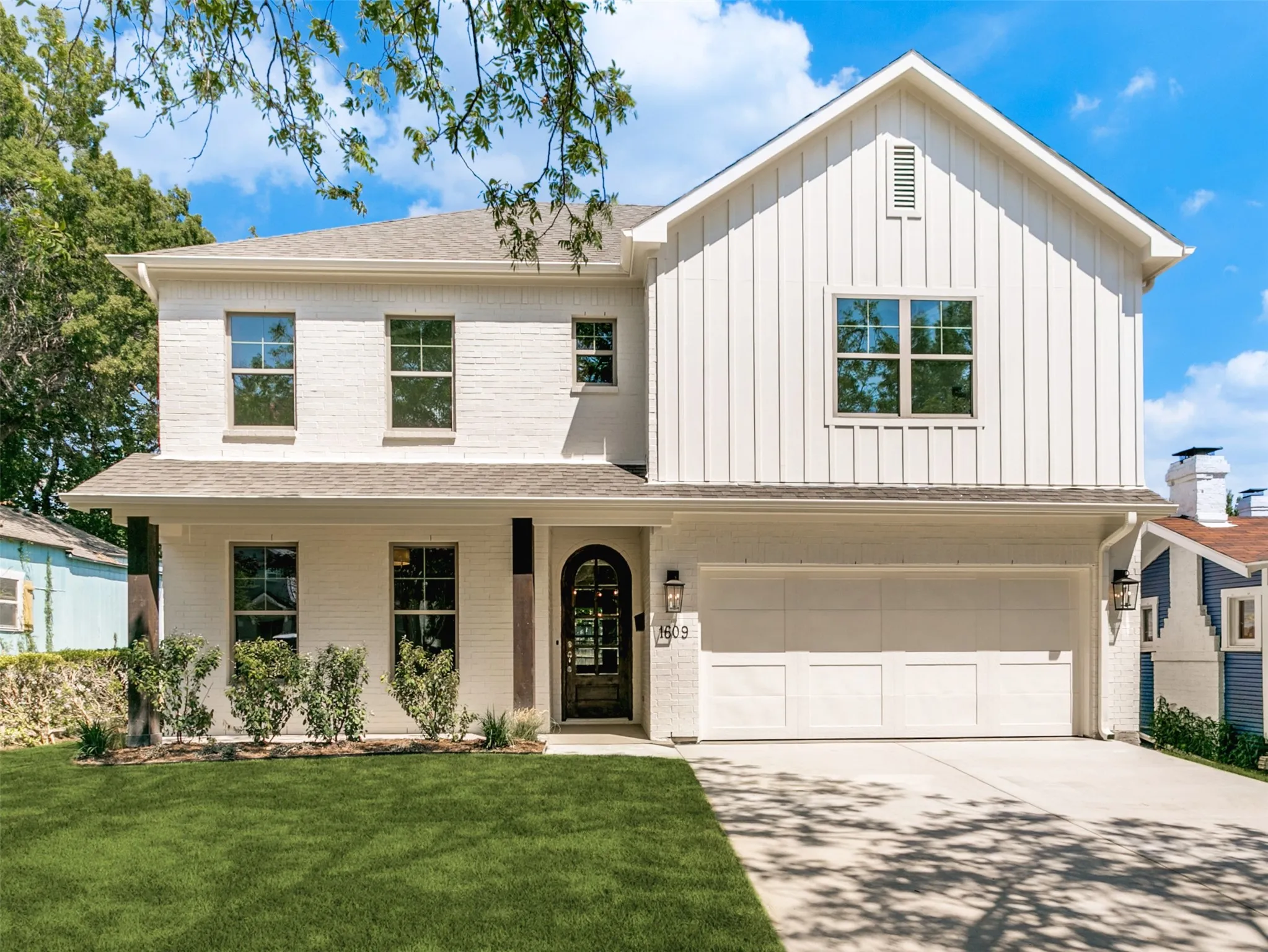 Single Family Residence For Sale in Tarrant County , 1609 Belle Place, Fort Worth, Texas 76107, 4 Bedroom, 4 Bathroom, 2 Garage spaces, 2,851 Sqft, built in 2026, mls#21368912, Real Estate Agent in Fort Worth, Homes For Sale in Tarrant county, Homes For Sale in Fort Worth, Realtor in Fort Worth Texas, Real Estate Brokerage Independent Realty Texas, Luminita Cordes Realtor
