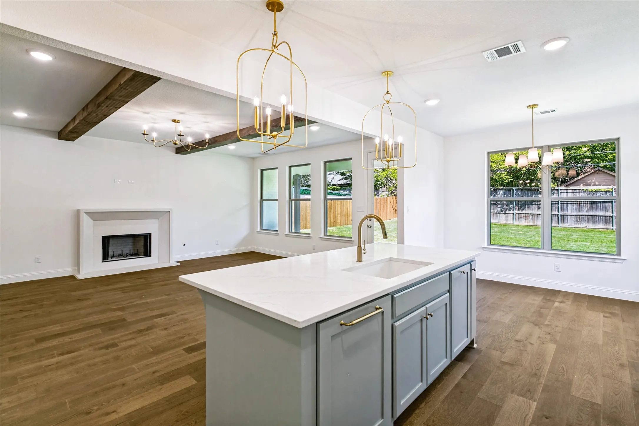 Single Family Residence For Sale in Tarrant County , 1609 Belle Place, Fort Worth, Texas 76107, 4 Bedroom, 4 Bathroom, 2 Garage spaces, 2,851 Sqft, built in 2026, mls#21368912, Real Estate Agent in Fort Worth, Homes For Sale in Tarrant county, Homes For Sale in Fort Worth, Realtor in Fort Worth Texas, Real Estate Brokerage Independent Realty Texas, Luminita Cordes Realtor
