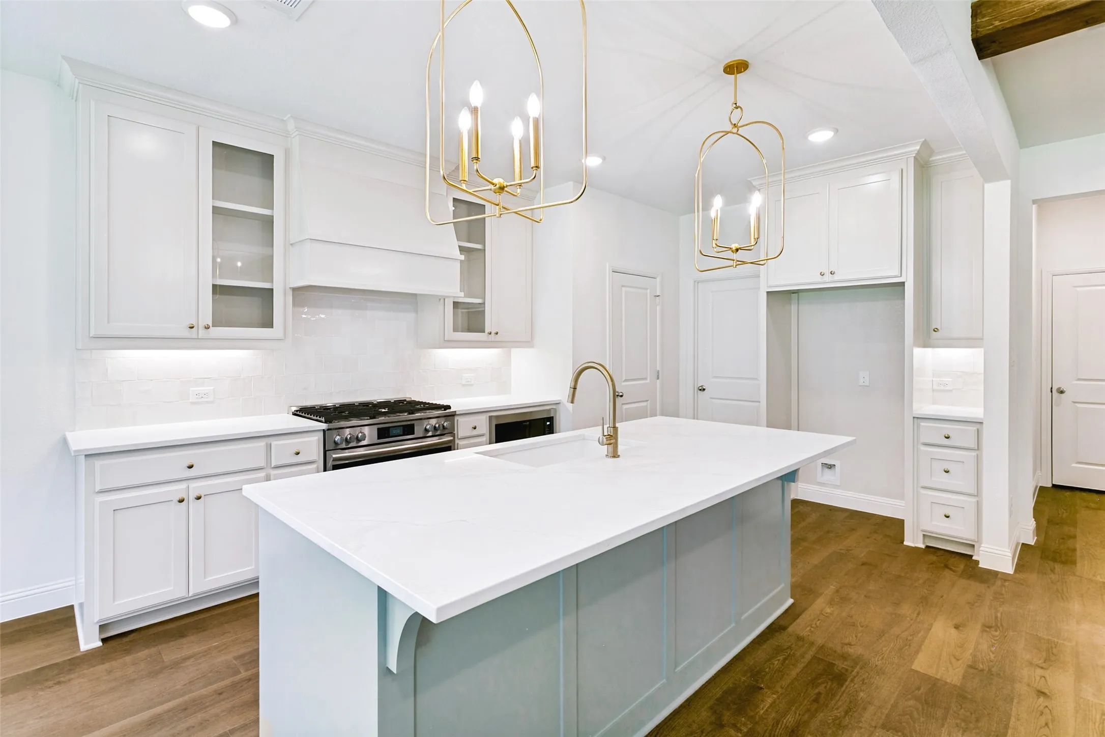 Single Family Residence For Sale in Tarrant County , 1609 Belle Place, Fort Worth, Texas 76107, 4 Bedroom, 4 Bathroom, 2 Garage spaces, 2,851 Sqft, built in 2026, mls#21368912, Real Estate Agent in Fort Worth, Homes For Sale in Tarrant county, Homes For Sale in Fort Worth, Realtor in Fort Worth Texas, Real Estate Brokerage Independent Realty Texas, Luminita Cordes Realtor