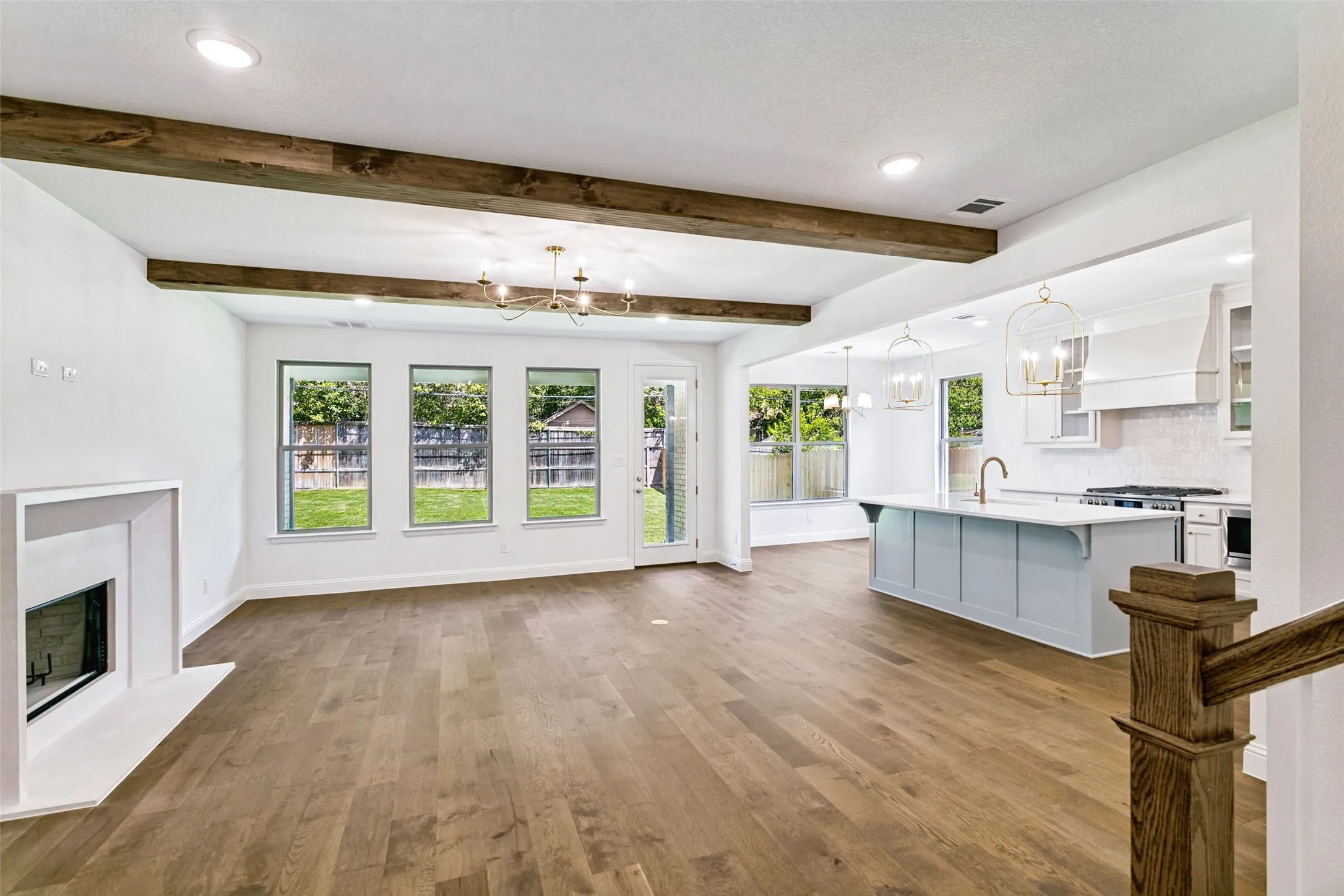 Single Family Residence For Sale in Tarrant County , 1609 Belle Place, Fort Worth, Texas 76107, 4 Bedroom, 4 Bathroom, 2 Garage spaces, 2,851 Sqft, built in 2026, mls#21368912, Real Estate Agent in Fort Worth, Homes For Sale in Tarrant county, Homes For Sale in Fort Worth, Realtor in Fort Worth Texas, Real Estate Brokerage Independent Realty Texas, Luminita Cordes Realtor