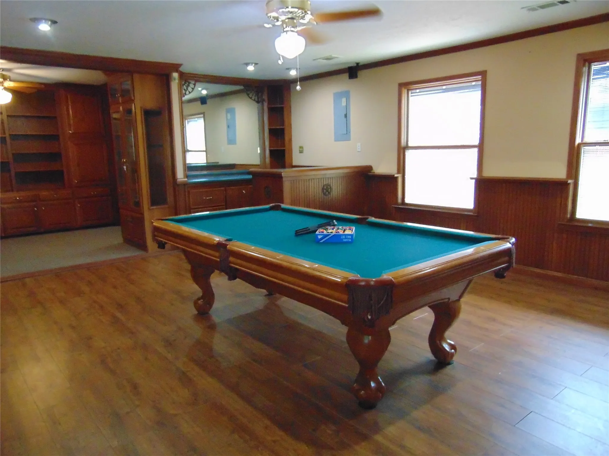 Single Family Residence For Sale in Dallas County , 1110 Meandering Way, Mesquite, Texas 75150, 3 Bedroom, 2 Bathroom, 1 Garage spaces, 2,044 Sqft, built in 1980, mls#21368248, Real Estate Agent in Mesquite, Homes For Sale in Dallas county, Homes For Sale in Mesquite, Realtor in Mesquite Texas, Real Estate Brokerage Independent Realty Texas, Luminita Cordes Realtor