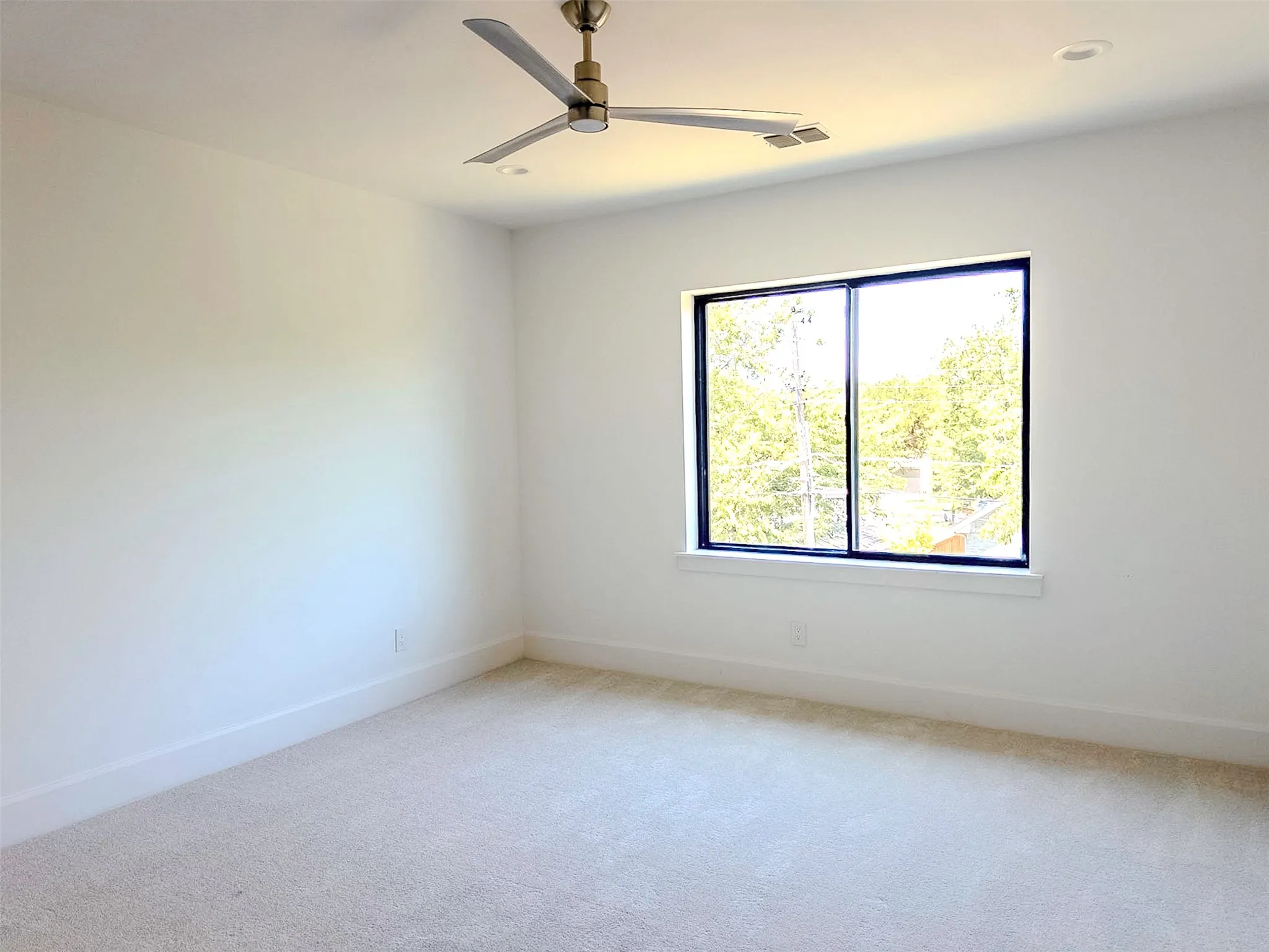 Single Family Residence For Sale in Dallas County , 9845 Lenel Place, Dallas, Texas 75220, 5 Bedroom, 7 Bathroom, 2 Garage spaces, 5,150 Sqft, built in 2026, mls#21369038, Real Estate Agent in Dallas, Homes For Sale in Dallas county, Homes For Sale in Dallas, Realtor in Dallas Texas, Real Estate Brokerage Independent Realty Texas, Luminita Cordes Realtor