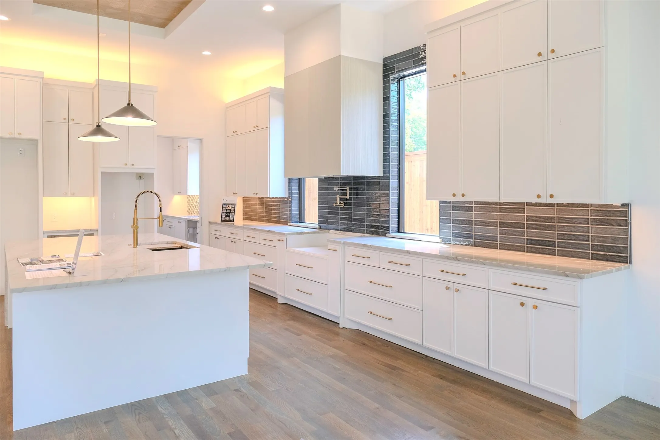 Single Family Residence For Sale in Dallas County , 9845 Lenel Place, Dallas, Texas 75220, 5 Bedroom, 7 Bathroom, 2 Garage spaces, 5,150 Sqft, built in 2026, mls#21369038, Real Estate Agent in Dallas, Homes For Sale in Dallas county, Homes For Sale in Dallas, Realtor in Dallas Texas, Real Estate Brokerage Independent Realty Texas, Luminita Cordes Realtor