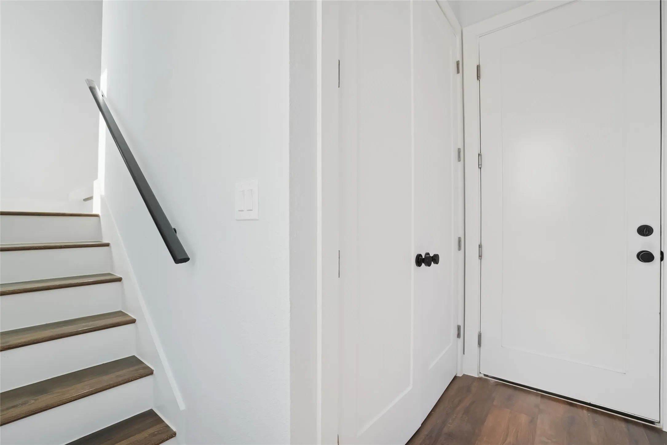 Townhouse For Rent in Denton County , 341 Bryan, Denton, Texas 76201, 3 Bedroom, 4 Bathroom, 2 Garage spaces, 1,400 Sqft, built in 2026, mls#21368836, Real Estate Agent in Denton, Homes For Rent in Denton county, Homes For Rent in Denton, Realtor in Denton Texas, Real Estate Brokerage Independent Realty Texas, Luminita Cordes Realtor