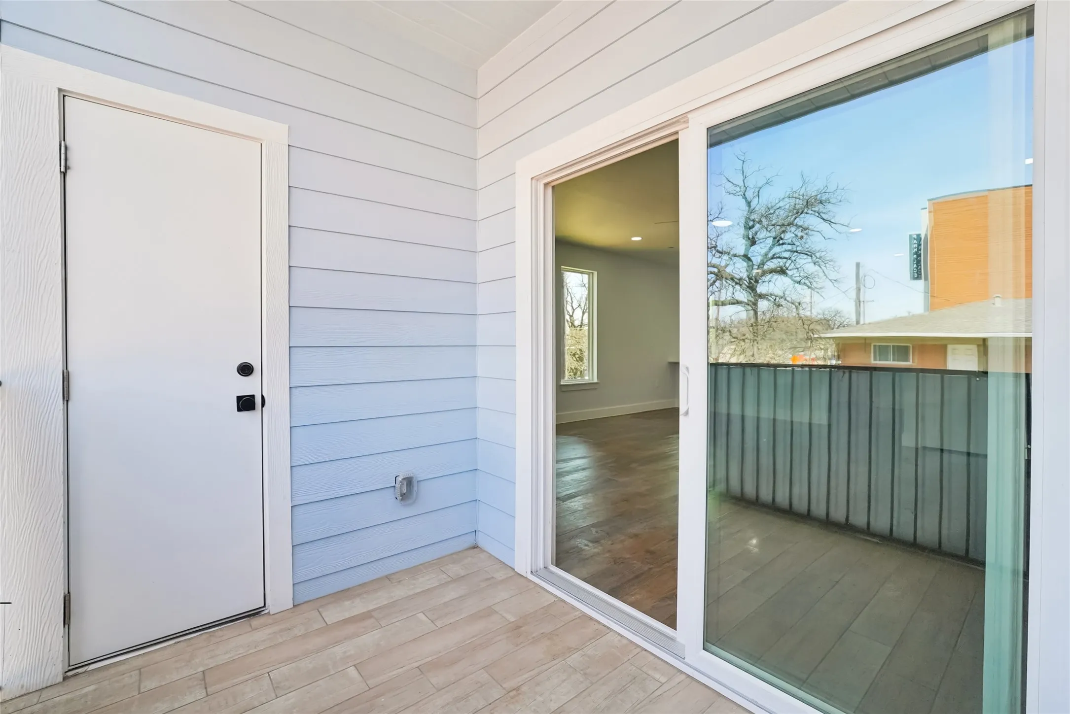 Townhouse For Rent in Denton County , 341 Bryan, Denton, Texas 76201, 3 Bedroom, 4 Bathroom, 2 Garage spaces, 1,400 Sqft, built in 2026, mls#21368836, Real Estate Agent in Denton, Homes For Rent in Denton county, Homes For Rent in Denton, Realtor in Denton Texas, Real Estate Brokerage Independent Realty Texas, Luminita Cordes Realtor