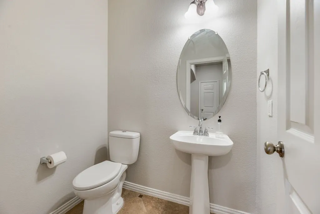 Single Family Residence For Rent in Collin County , 4613 Pine Brook Drive, Plano, Texas 75024, 4 Bedroom, 4 Bathroom, 2 Garage spaces, 2,619 Sqft, built in 2004, mls#21368872, Real Estate Agent in Plano, Homes For Rent in Collin county, Homes For Rent in Plano, Realtor in Plano Texas, Real Estate Brokerage Independent Realty Texas, Luminita Cordes Realtor