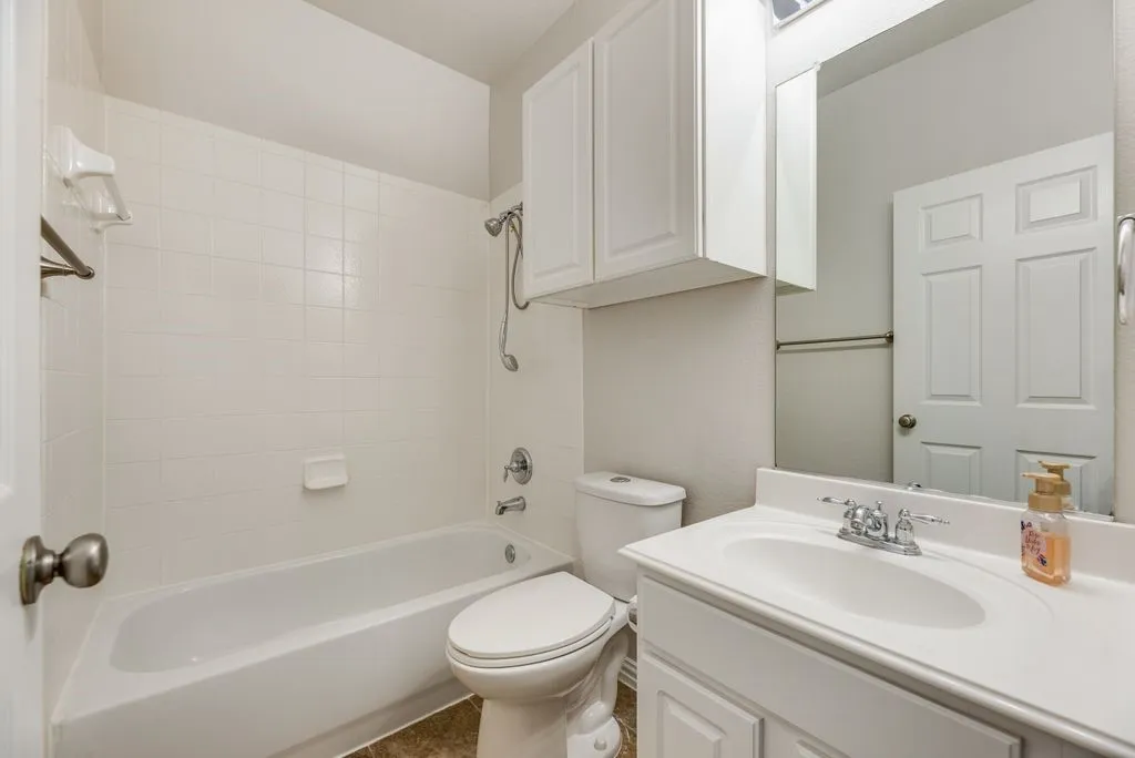 Single Family Residence For Rent in Collin County , 4613 Pine Brook Drive, Plano, Texas 75024, 4 Bedroom, 4 Bathroom, 2 Garage spaces, 2,619 Sqft, built in 2004, mls#21368872, Real Estate Agent in Plano, Homes For Rent in Collin county, Homes For Rent in Plano, Realtor in Plano Texas, Real Estate Brokerage Independent Realty Texas, Luminita Cordes Realtor
