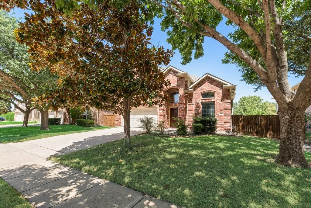 Single Family Residence For Rent in Collin County , 4613 Pine Brook Drive, Plano, Texas 75024, 4 Bedroom, 4 Bathroom, 2 Garage spaces, 2,619 Sqft, built in 2004, mls#21368872, Real Estate Agent in Plano, Homes For Rent in Collin county, Homes For Rent in Plano, Realtor in Plano Texas, Real Estate Brokerage Independent Realty Texas, Luminita Cordes Realtor