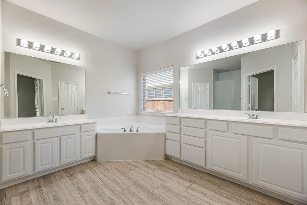 Single Family Residence For Rent in Collin County , 4613 Pine Brook Drive, Plano, Texas 75024, 4 Bedroom, 4 Bathroom, 2 Garage spaces, 2,619 Sqft, built in 2004, mls#21368872, Real Estate Agent in Plano, Homes For Rent in Collin county, Homes For Rent in Plano, Realtor in Plano Texas, Real Estate Brokerage Independent Realty Texas, Luminita Cordes Realtor