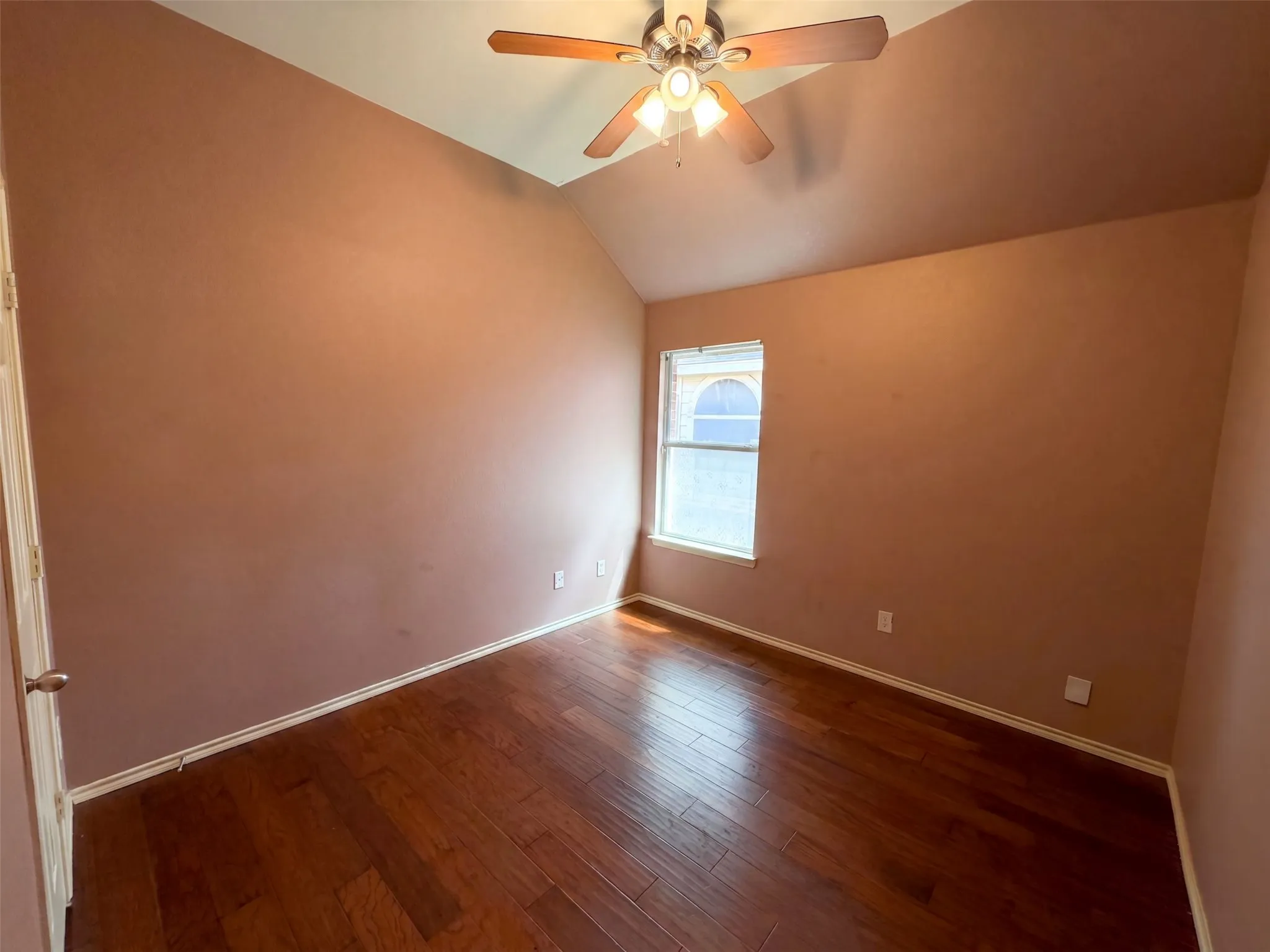 Single Family Residence For Sale in Dallas County , 1213 Whitecreek Drive, Glenn Heights, Texas 75154, 4 Bedroom, 2 Bathroom, 2 Garage spaces, 2,122 Sqft, built in 2004, mls#21369045, Real Estate Agent in Glenn Heights, Homes For Sale in Dallas county, Homes For Sale in Glenn Heights, Realtor in Glenn Heights Texas, Real Estate Brokerage Independent Realty Texas, Luminita Cordes Realtor