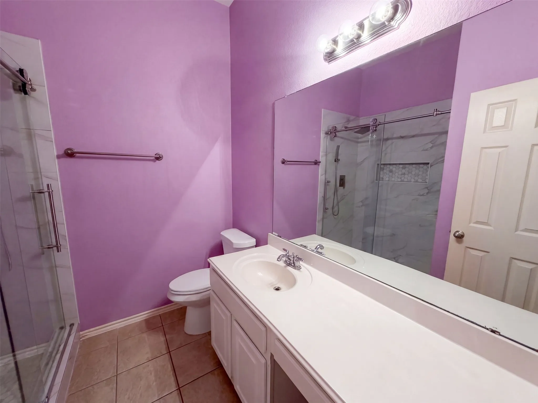 Single Family Residence For Sale in Dallas County , 1213 Whitecreek Drive, Glenn Heights, Texas 75154, 4 Bedroom, 2 Bathroom, 2 Garage spaces, 2,122 Sqft, built in 2004, mls#21369045, Real Estate Agent in Glenn Heights, Homes For Sale in Dallas county, Homes For Sale in Glenn Heights, Realtor in Glenn Heights Texas, Real Estate Brokerage Independent Realty Texas, Luminita Cordes Realtor