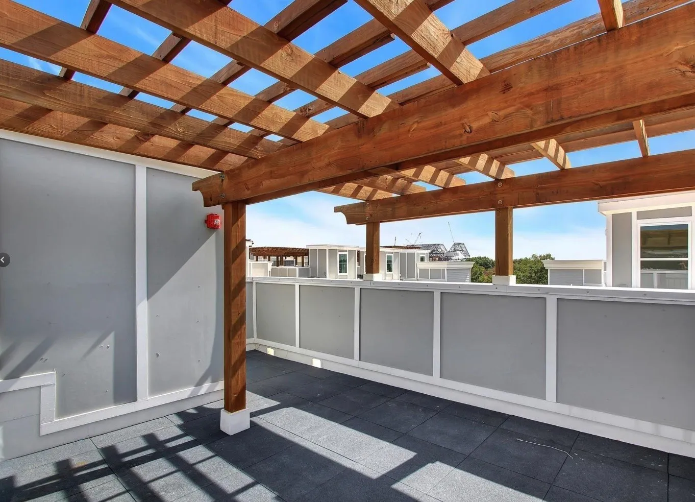 Condominium For Rent in Tarrant County , 1209 Beaconsfield Lane 502, Arlington, Texas 76011, 3 Bedroom, 4 Bathroom, 2 Garage spaces, 1,839 Sqft, built in 2018, mls#21368010, Real Estate Agent in Arlington, Homes For Rent in Tarrant county, Homes For Rent in Arlington, Realtor in Arlington Texas, Real Estate Brokerage Independent Realty Texas, Luminita Cordes Realtor