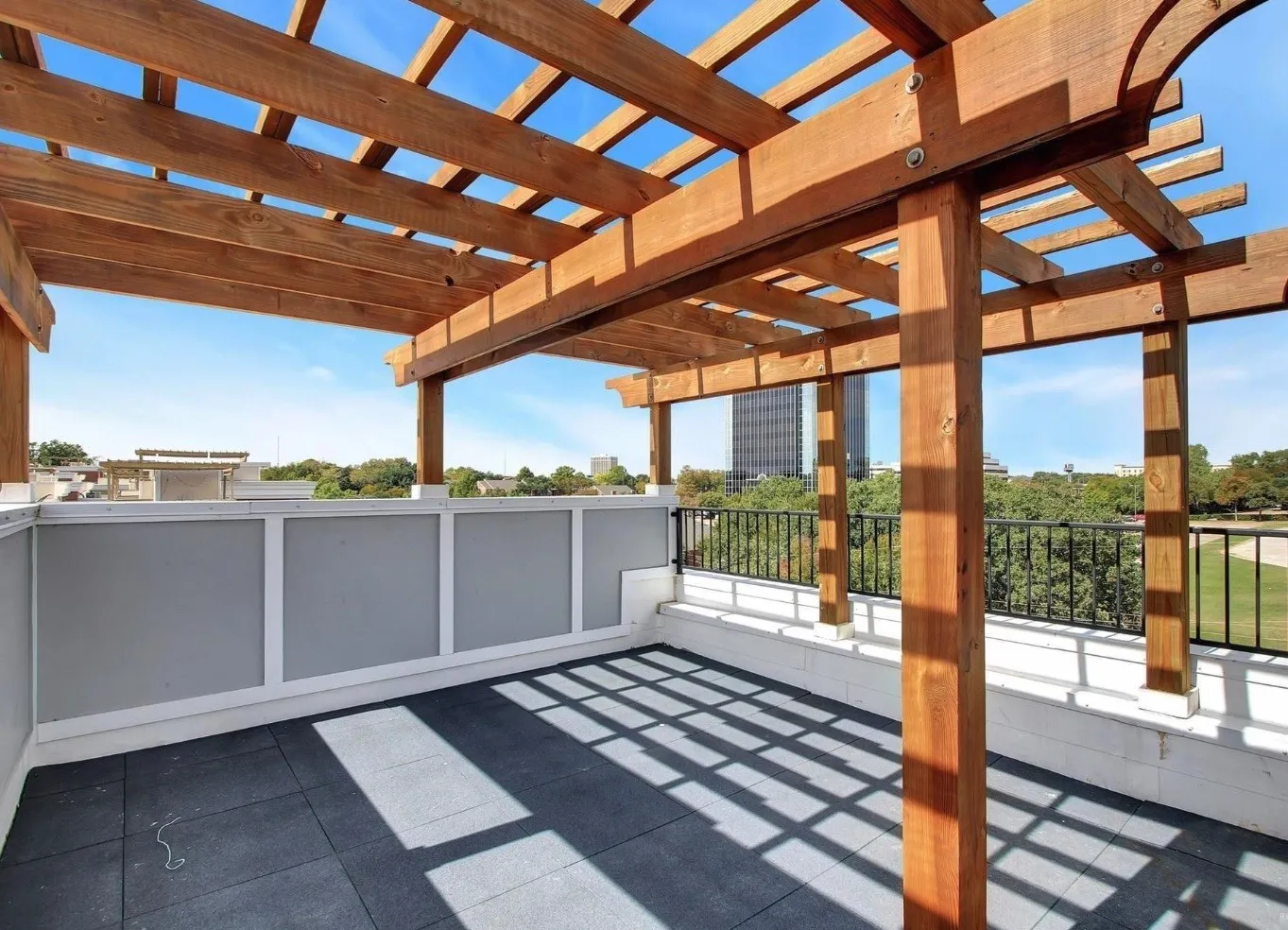 Condominium For Rent in Tarrant County , 1209 Beaconsfield Lane 502, Arlington, Texas 76011, 3 Bedroom, 4 Bathroom, 2 Garage spaces, 1,839 Sqft, built in 2018, mls#21368010, Real Estate Agent in Arlington, Homes For Rent in Tarrant county, Homes For Rent in Arlington, Realtor in Arlington Texas, Real Estate Brokerage Independent Realty Texas, Luminita Cordes Realtor
