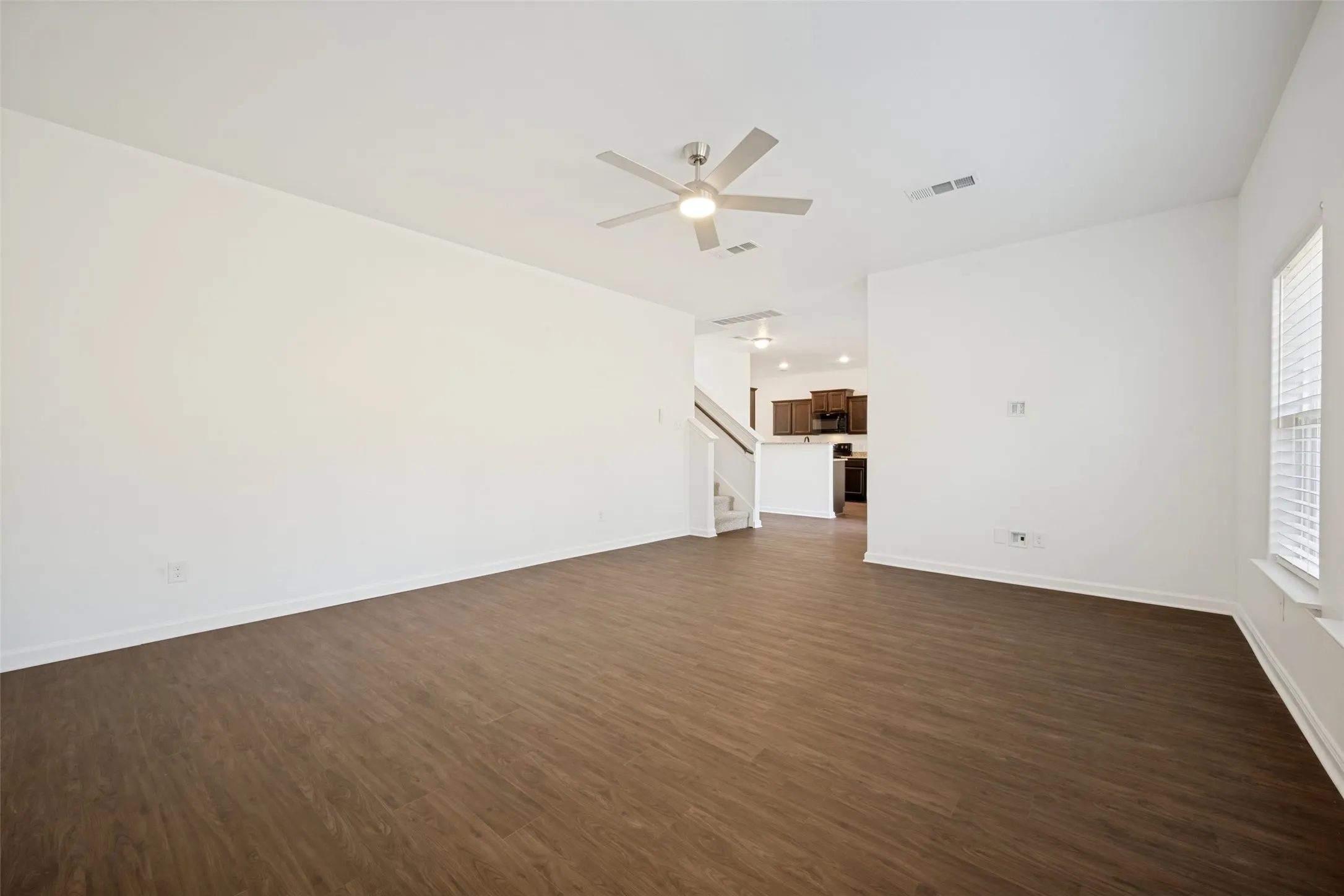 Single Family Residence For Sale in Denton County , 4605 Shy Creek Lane, Denton, Texas 76207, 4 Bedroom, 3 Bathroom, 2 Garage spaces, 2,313 Sqft, built in 2018, mls#21369051, Real Estate Agent in Denton, Homes For Sale in Denton county, Homes For Sale in Denton, Realtor in Denton Texas, Real Estate Brokerage Independent Realty Texas, Luminita Cordes Realtor