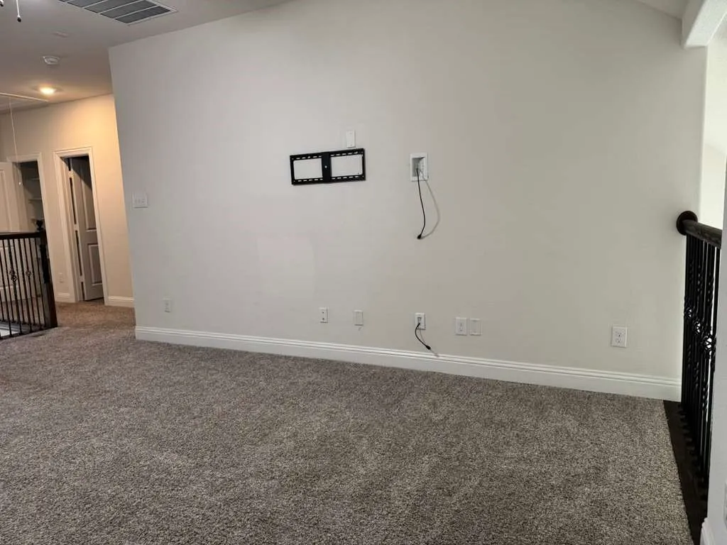 Single Family Residence For Rent in Collin County , 15323 Mossy Oak Lane, Frisco, Texas 75035, 4 Bedroom, 4 Bathroom, 2 Garage spaces, 2,744 Sqft, built in 2021, mls#21368963, Real Estate Agent in Frisco, Homes For Rent in Collin county, Homes For Rent in Frisco, Realtor in Frisco Texas, Real Estate Brokerage Independent Realty Texas, Luminita Cordes Realtor