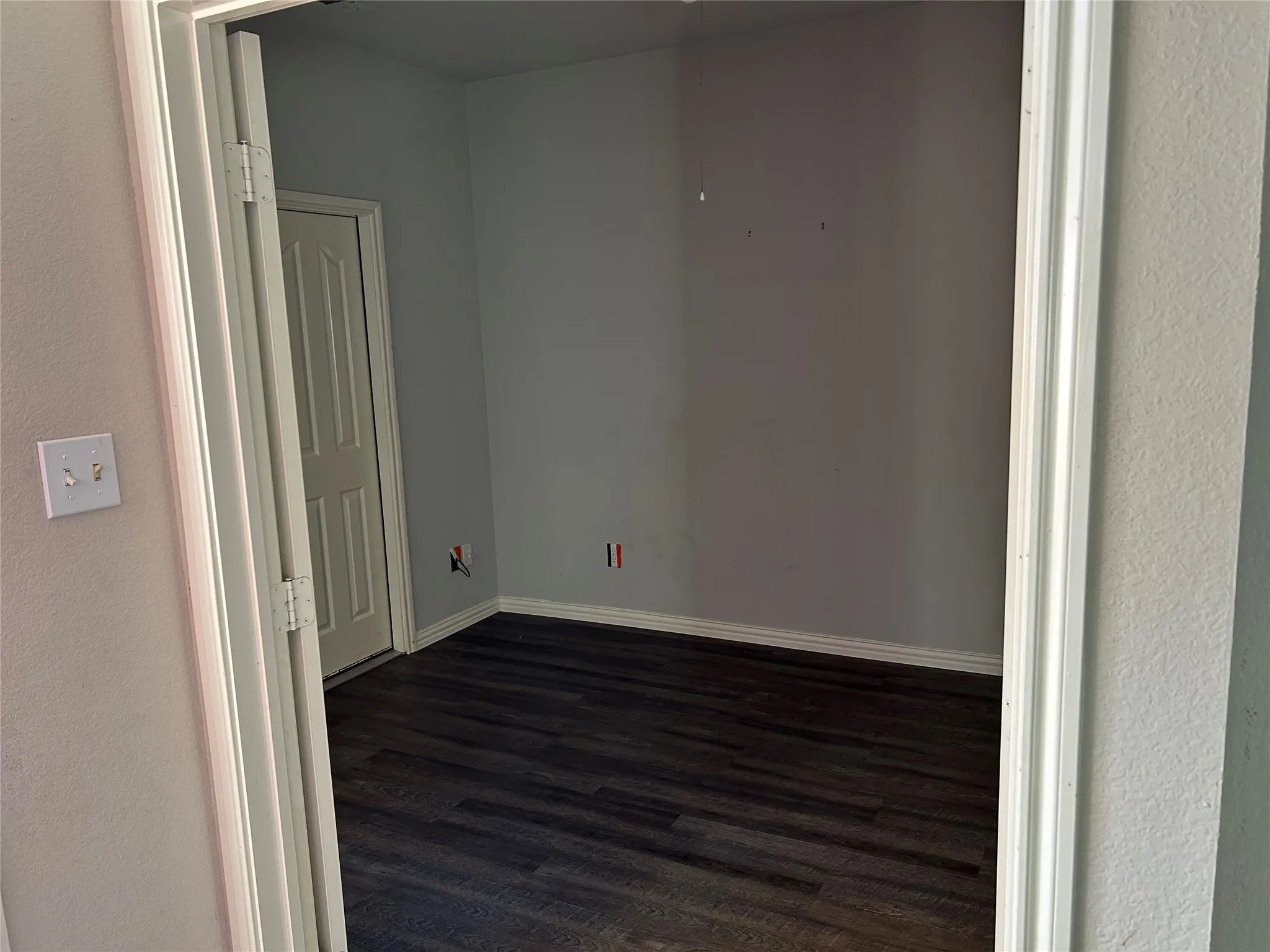 Single Family Residence For Rent in Tarrant County , 12608 Clarksburg Trail, Fort Worth, Texas 76244, 3 Bedroom, 2 Bathroom, 2 Garage spaces, 1,672 Sqft, built in 2004, mls#21363676, Real Estate Agent in Fort Worth, Homes For Rent in Tarrant county, Homes For Rent in Fort Worth, Realtor in Fort Worth Texas, Real Estate Brokerage Independent Realty Texas, Luminita Cordes Realtor