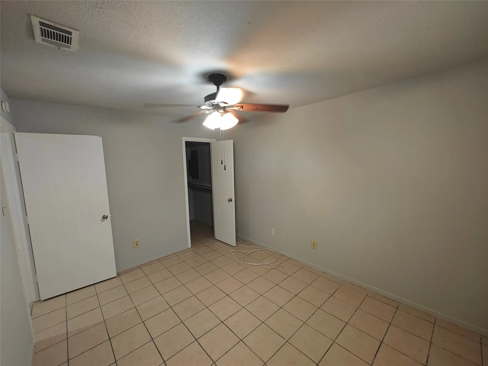 Townhouse For Rent in Collin County , 123 Prairie Creek Circle, Princeton, Texas 75407, 2 Bedroom, 1 Bathroom, 1 Garage spaces, 2,040 Sqft, built in 1983, mls#21369076, Real Estate Agent in Princeton, Homes For Rent in Collin county, Homes For Rent in Princeton, Realtor in Princeton Texas, Real Estate Brokerage Independent Realty Texas, Luminita Cordes Realtor