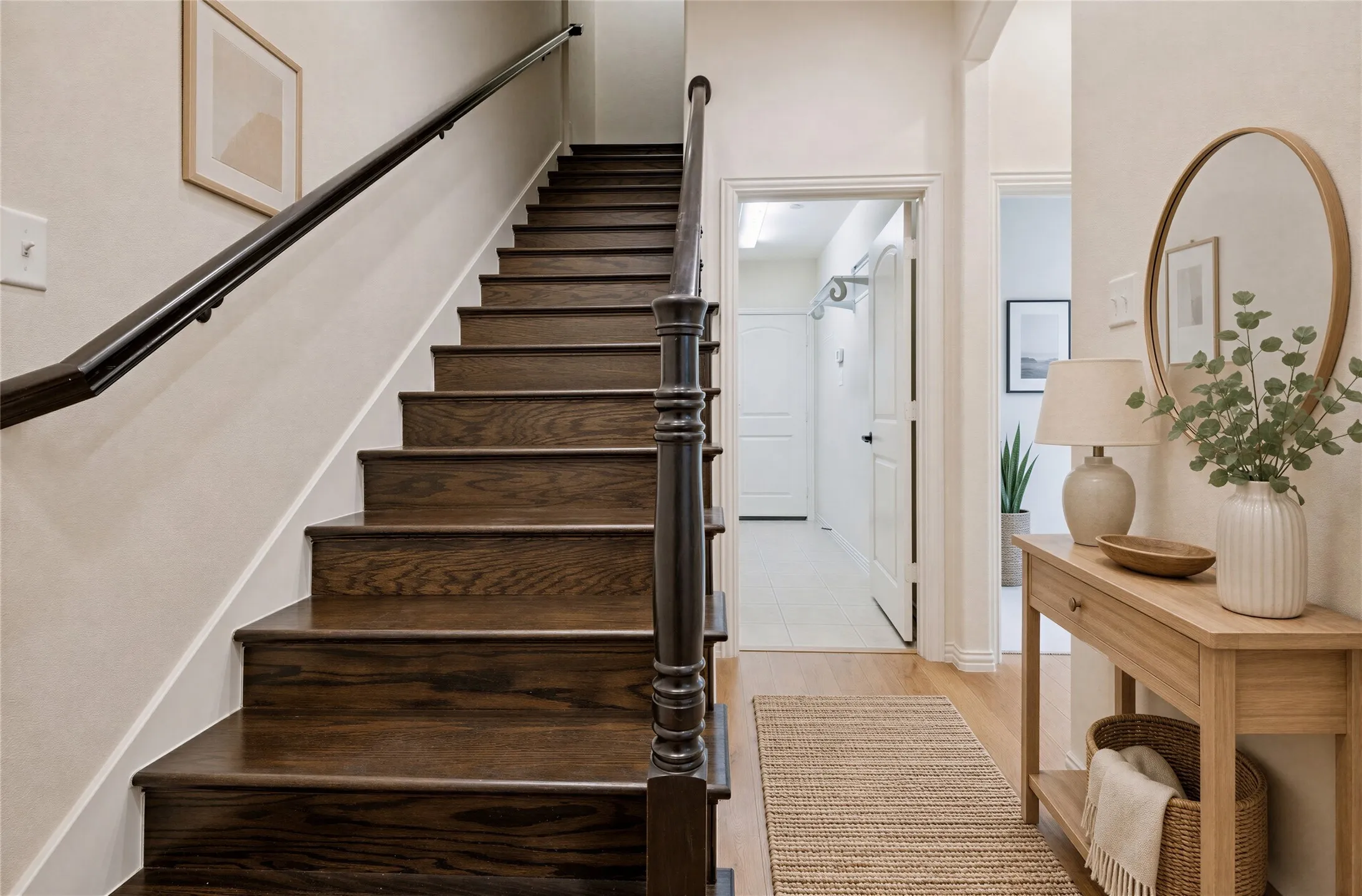Townhouse For Sale in Dallas County , 6434 Love Drive, Irving, Texas 75039, 3 Bedroom, 4 Bathroom, 2 Garage spaces, 1,919 Sqft, built in 2010, mls#21366266, Real Estate Agent in Irving, Homes For Sale in Dallas county, Homes For Sale in Irving, Realtor in Irving Texas, Real Estate Brokerage Independent Realty Texas, Luminita Cordes Realtor