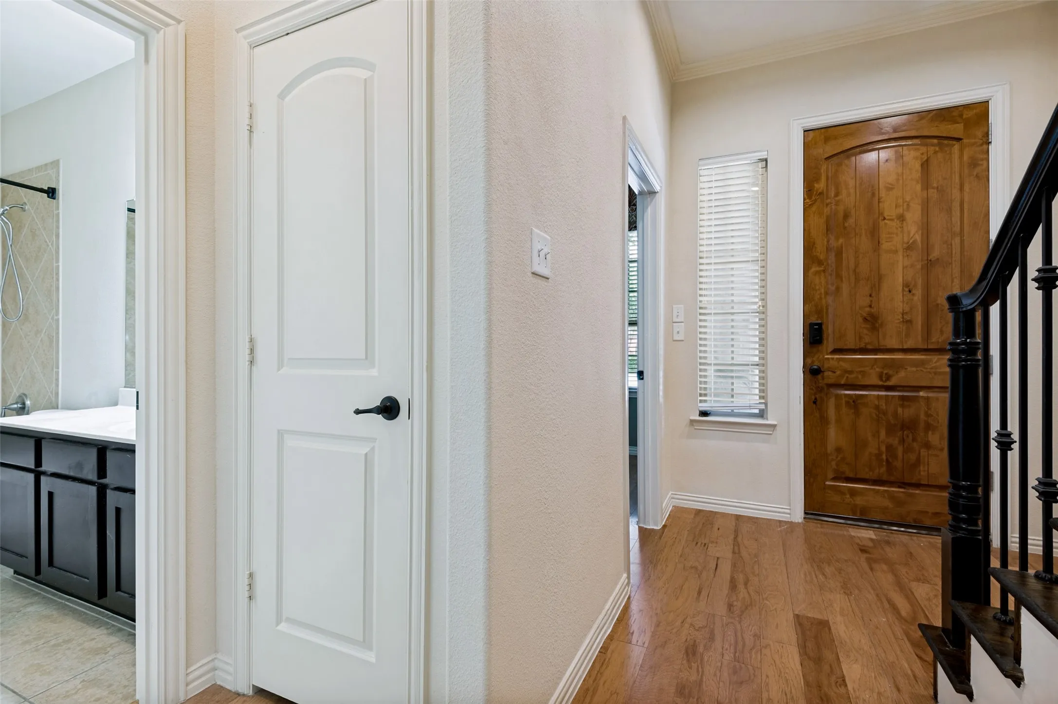 Townhouse For Sale in Dallas County , 6434 Love Drive, Irving, Texas 75039, 3 Bedroom, 4 Bathroom, 2 Garage spaces, 1,919 Sqft, built in 2010, mls#21366266, Real Estate Agent in Irving, Homes For Sale in Dallas county, Homes For Sale in Irving, Realtor in Irving Texas, Real Estate Brokerage Independent Realty Texas, Luminita Cordes Realtor