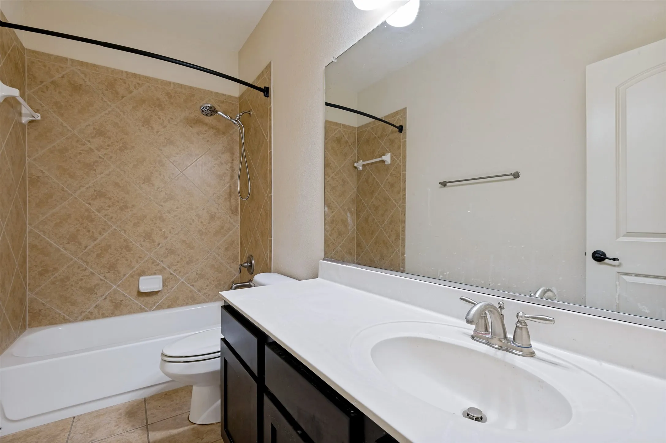 Townhouse For Sale in Dallas County , 6434 Love Drive, Irving, Texas 75039, 3 Bedroom, 4 Bathroom, 2 Garage spaces, 1,919 Sqft, built in 2010, mls#21366266, Real Estate Agent in Irving, Homes For Sale in Dallas county, Homes For Sale in Irving, Realtor in Irving Texas, Real Estate Brokerage Independent Realty Texas, Luminita Cordes Realtor