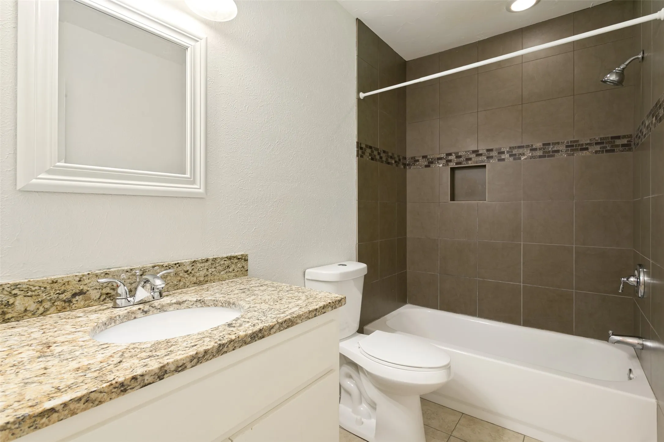 Single Family Residence For Rent in Tarrant County , 3612 Winston Road, Fort Worth, Texas 76109, 4 Bedroom, 3 Bathroom, Garage spaces, 2,000 Sqft, built in 1956, mls#21367508, Real Estate Agent in Fort Worth, Homes For Rent in Tarrant county, Homes For Rent in Fort Worth, Realtor in Fort Worth Texas, Real Estate Brokerage Independent Realty Texas, Luminita Cordes Realtor
