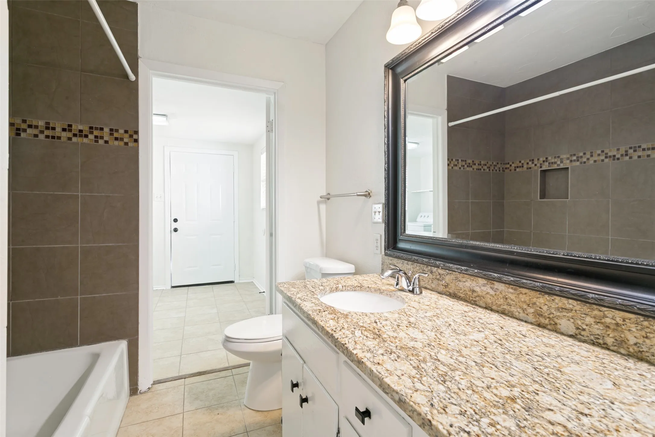 Single Family Residence For Rent in Tarrant County , 3612 Winston Road, Fort Worth, Texas 76109, 4 Bedroom, 3 Bathroom, Garage spaces, 2,000 Sqft, built in 1956, mls#21367508, Real Estate Agent in Fort Worth, Homes For Rent in Tarrant county, Homes For Rent in Fort Worth, Realtor in Fort Worth Texas, Real Estate Brokerage Independent Realty Texas, Luminita Cordes Realtor