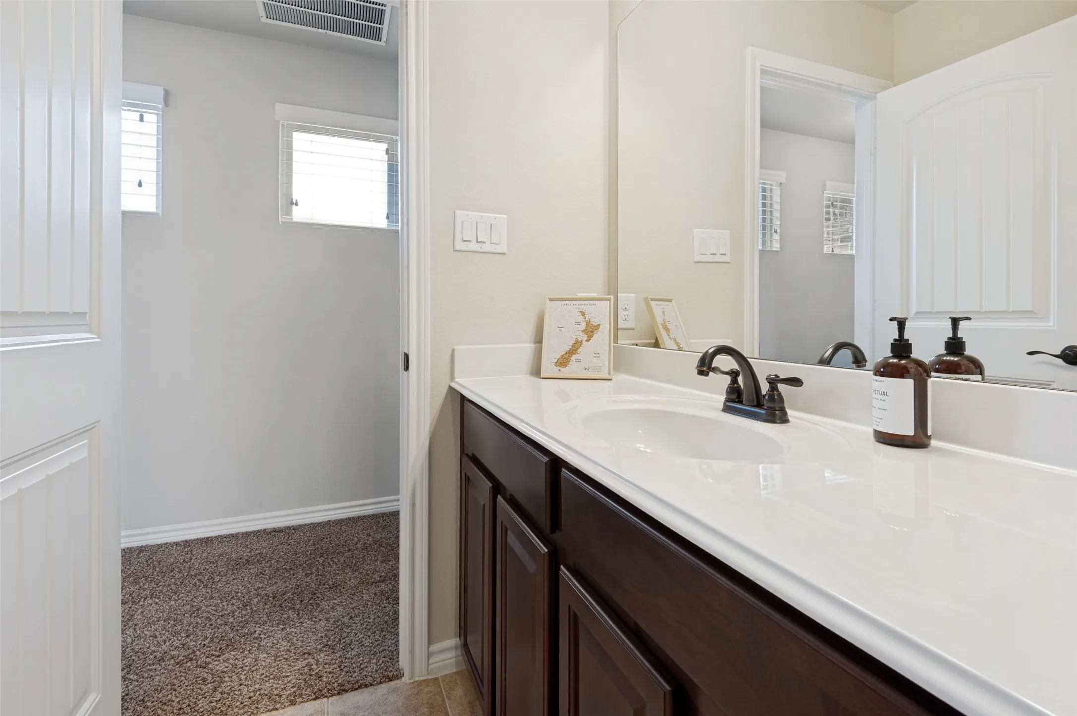 Condominium For Sale in Collin County , 5101 Kentwood Drive, Mc Kinney, Texas 75070, 3 Bedroom, 4 Bathroom, 2 Garage spaces, 2,894 Sqft, built in 2016, mls#21357905, Real Estate Agent in Mc Kinney, Homes For Sale in Collin county, Homes For Sale in Mc Kinney, Realtor in Mc Kinney Texas, Real Estate Brokerage Independent Realty Texas, Luminita Cordes Realtor