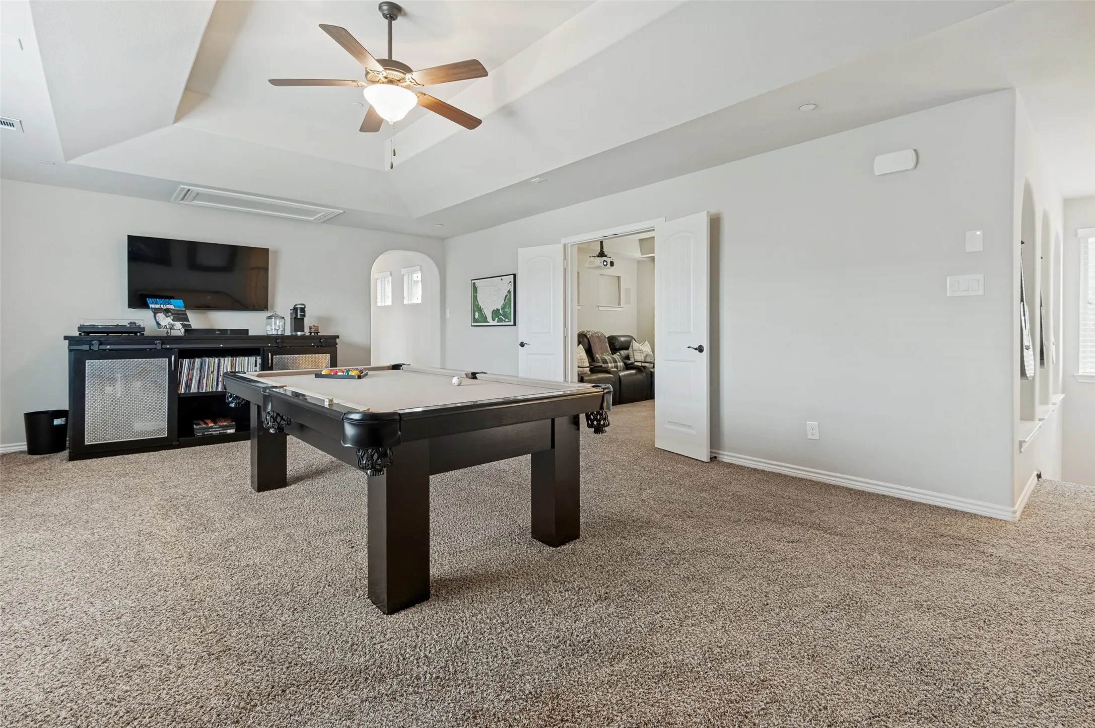Condominium For Sale in Collin County , 5101 Kentwood Drive, Mc Kinney, Texas 75070, 3 Bedroom, 4 Bathroom, 2 Garage spaces, 2,894 Sqft, built in 2016, mls#21357905, Real Estate Agent in Mc Kinney, Homes For Sale in Collin county, Homes For Sale in Mc Kinney, Realtor in Mc Kinney Texas, Real Estate Brokerage Independent Realty Texas, Luminita Cordes Realtor