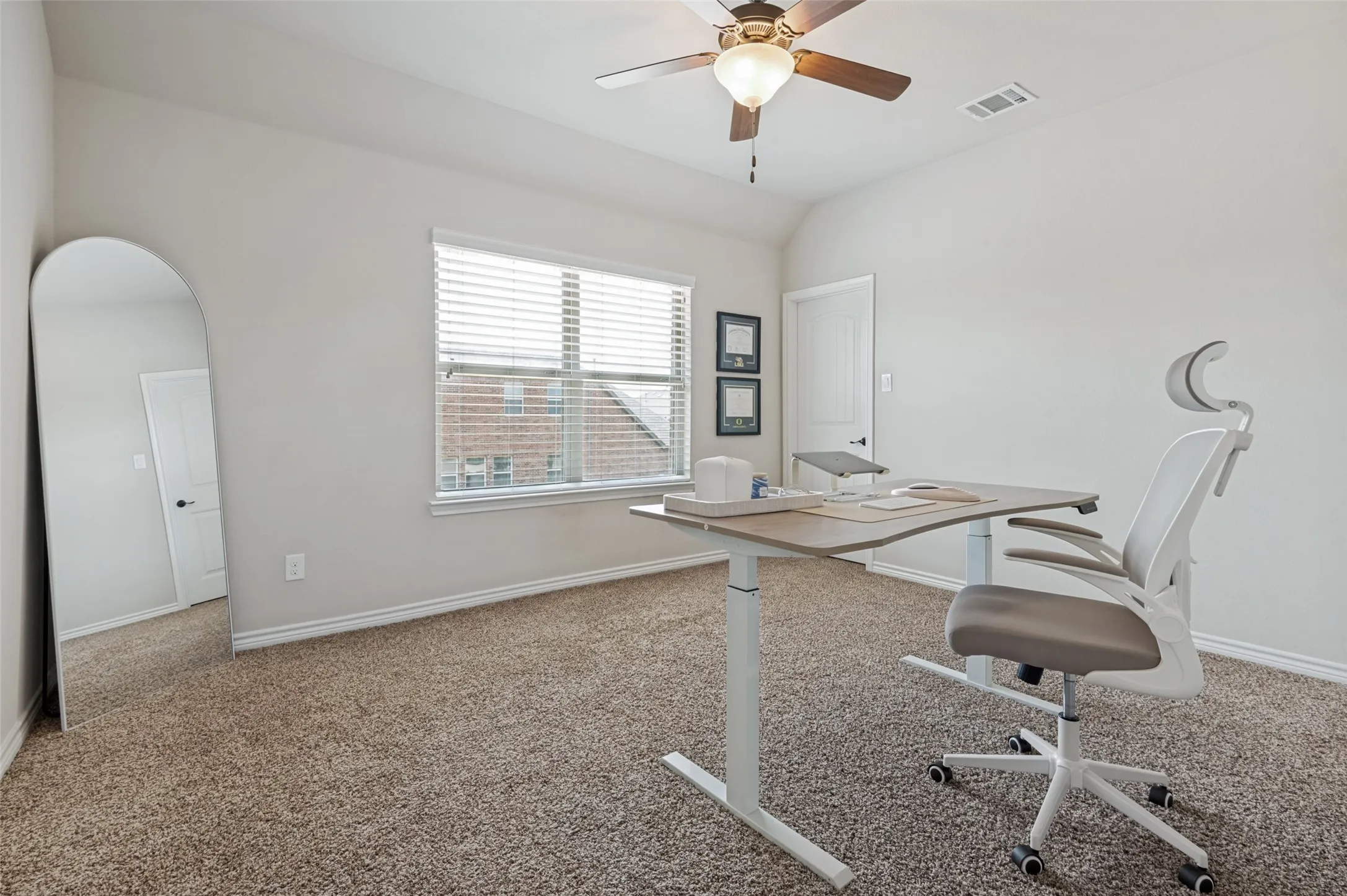Condominium For Sale in Collin County , 5101 Kentwood Drive, Mc Kinney, Texas 75070, 3 Bedroom, 4 Bathroom, 2 Garage spaces, 2,894 Sqft, built in 2016, mls#21357905, Real Estate Agent in Mc Kinney, Homes For Sale in Collin county, Homes For Sale in Mc Kinney, Realtor in Mc Kinney Texas, Real Estate Brokerage Independent Realty Texas, Luminita Cordes Realtor