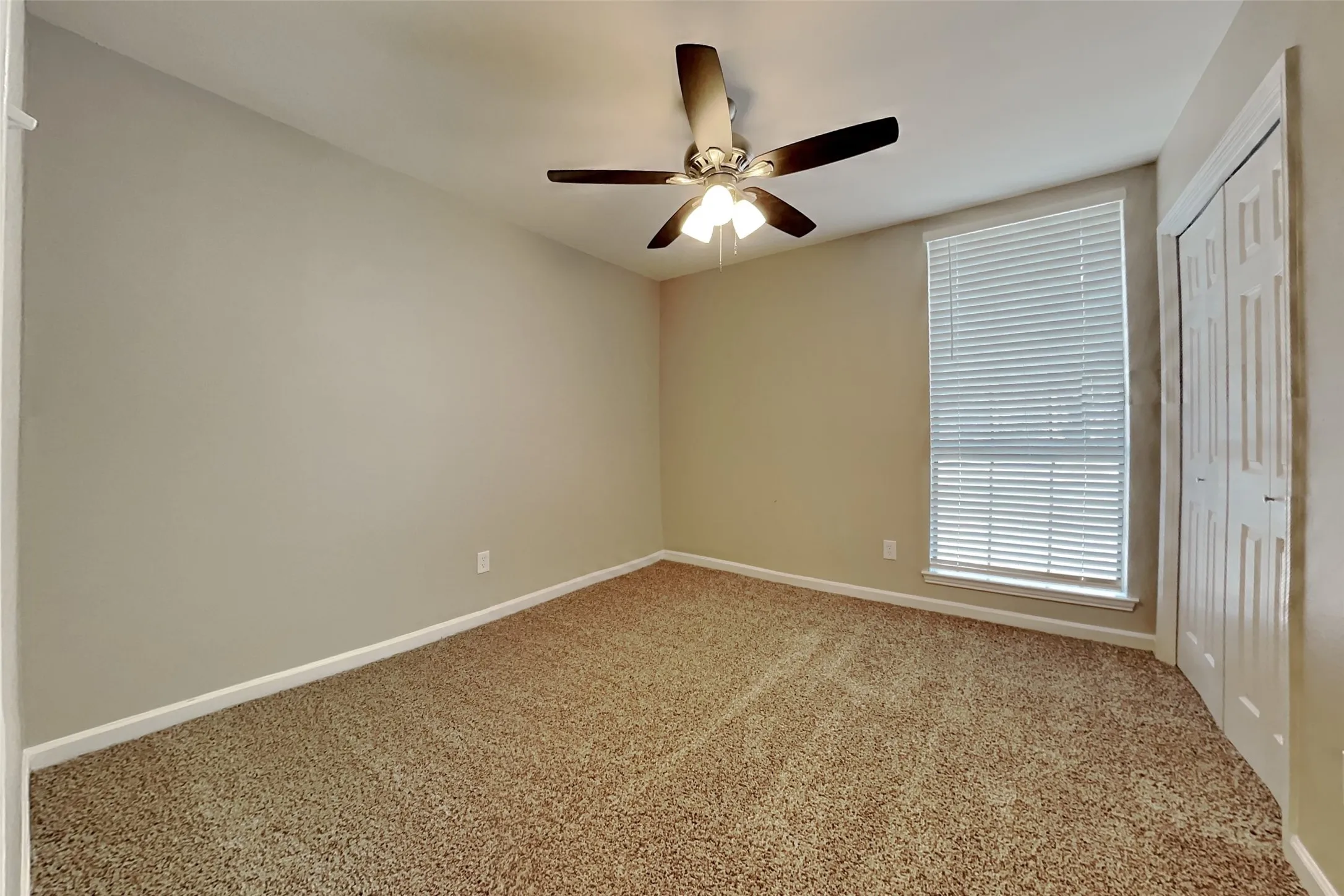 Single Family Residence For Rent in Tarrant County , 6728 Parkwood Drive, North Richland Hills, Texas 76182, 4 Bedroom, 2 Bathroom, 2 Garage spaces, 1,813 Sqft, built in 1987, mls#21369077, Real Estate Agent in North Richland Hills, Homes For Rent in Tarrant county, Homes For Rent in North Richland Hills, Realtor in North Richland Hills Texas, Real Estate Brokerage Independent Realty Texas, Luminita Cordes Realtor
