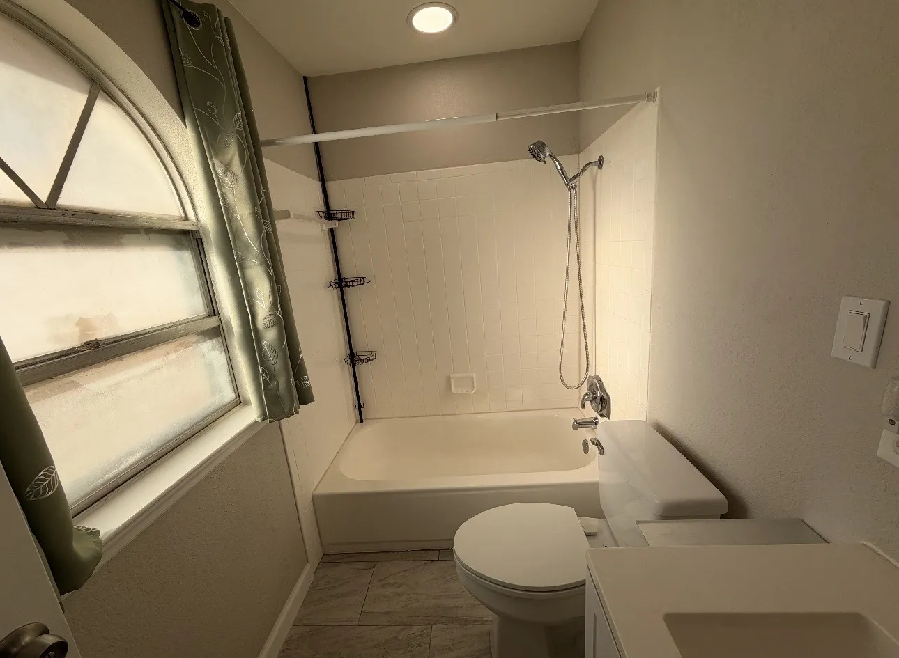 Single Family Residence For Rent in Taylor County , 2557 N Willis Street, Abilene, Texas 79603, 3 Bedroom, 2 Bathroom, 2 Garage spaces, 1,188 Sqft, built in 1970, mls#21369093, Real Estate Agent in Abilene, Homes For Rent in Taylor county, Homes For Rent in Abilene, Realtor in Abilene Texas, Real Estate Brokerage Independent Realty Texas, Luminita Cordes Realtor