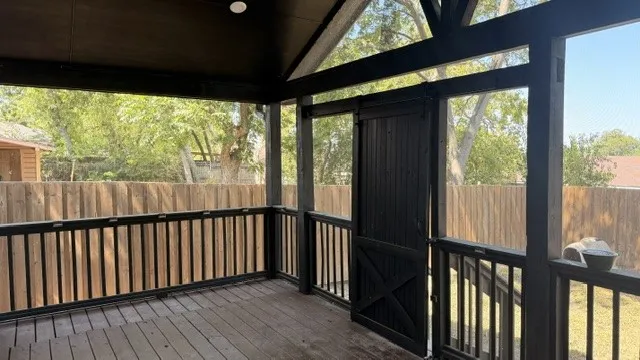 Single Family Residence For Rent in Dallas County , 2628 Downing Avenue, Dallas, Texas 75216, 3 Bedroom, 2 Bathroom, 1 Garage spaces, 1,638 Sqft, built in 1956, mls#21364946, Real Estate Agent in Dallas, Homes For Rent in Dallas county, Homes For Rent in Dallas, Realtor in Dallas Texas, Real Estate Brokerage Independent Realty Texas, Luminita Cordes Realtor
