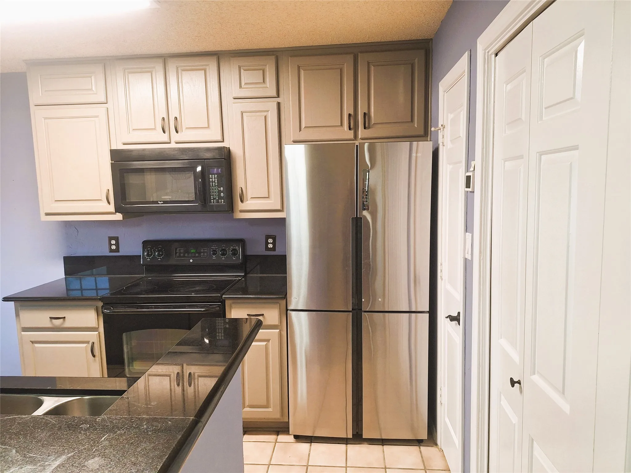 Condominium For Rent in Dallas County , 408 Santa Fe Trail 61, Irving, Texas 75063, 2 Bedroom, 3 Bathroom, 1 Garage spaces, 1,153 Sqft, built in 1986, mls#21368573, Real Estate Agent in Irving, Homes For Rent in Dallas county, Homes For Rent in Irving, Realtor in Irving Texas, Real Estate Brokerage Independent Realty Texas, Luminita Cordes Realtor