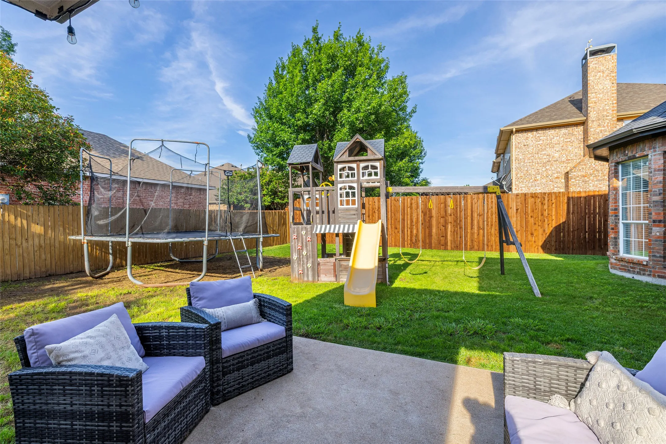 Single Family Residence For Sale in Tarrant County , 1818 Falcon Drive, Keller, Texas 76248, 4 Bedroom, 4 Bathroom, 3 Garage spaces, 2,951 Sqft, built in 1999, mls#21368994, Real Estate Agent in Keller, Homes For Sale in Tarrant county, Homes For Sale in Keller, Realtor in Keller Texas, Real Estate Brokerage Independent Realty Texas, Luminita Cordes Realtor