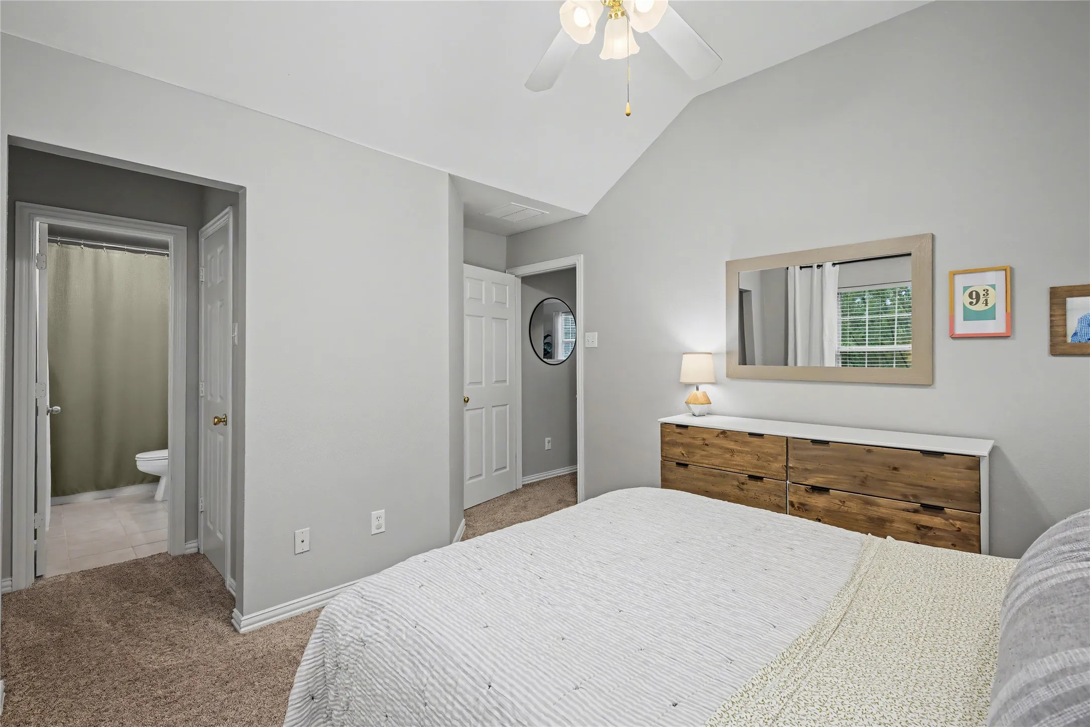 Single Family Residence For Sale in Tarrant County , 1818 Falcon Drive, Keller, Texas 76248, 4 Bedroom, 4 Bathroom, 3 Garage spaces, 2,951 Sqft, built in 1999, mls#21368994, Real Estate Agent in Keller, Homes For Sale in Tarrant county, Homes For Sale in Keller, Realtor in Keller Texas, Real Estate Brokerage Independent Realty Texas, Luminita Cordes Realtor